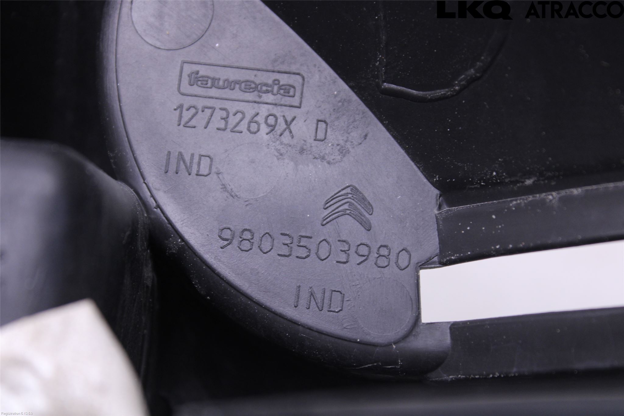 Citroen C3 10-17 Støtfangerfeste Foran Høyre