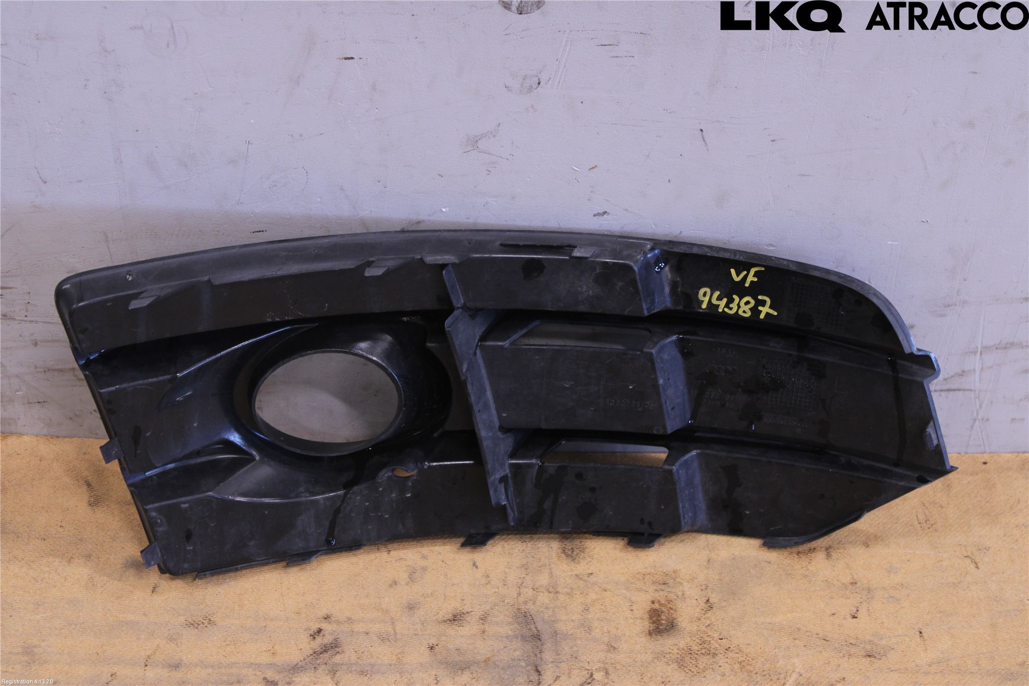 Audi Q5 09-16 Frontlykt Kurve-Tåkelys Ramme