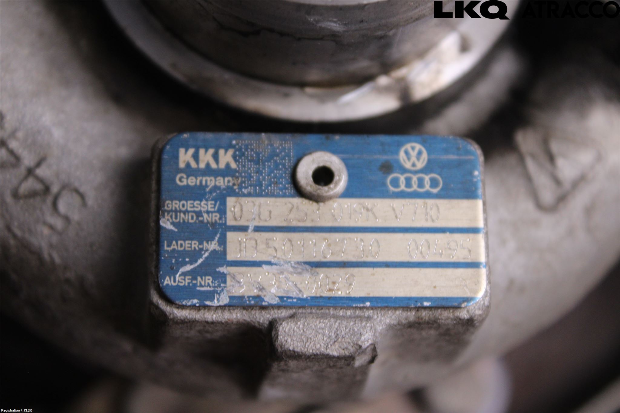 Volkswagen VW CADDY      04-10 Turboaggregat