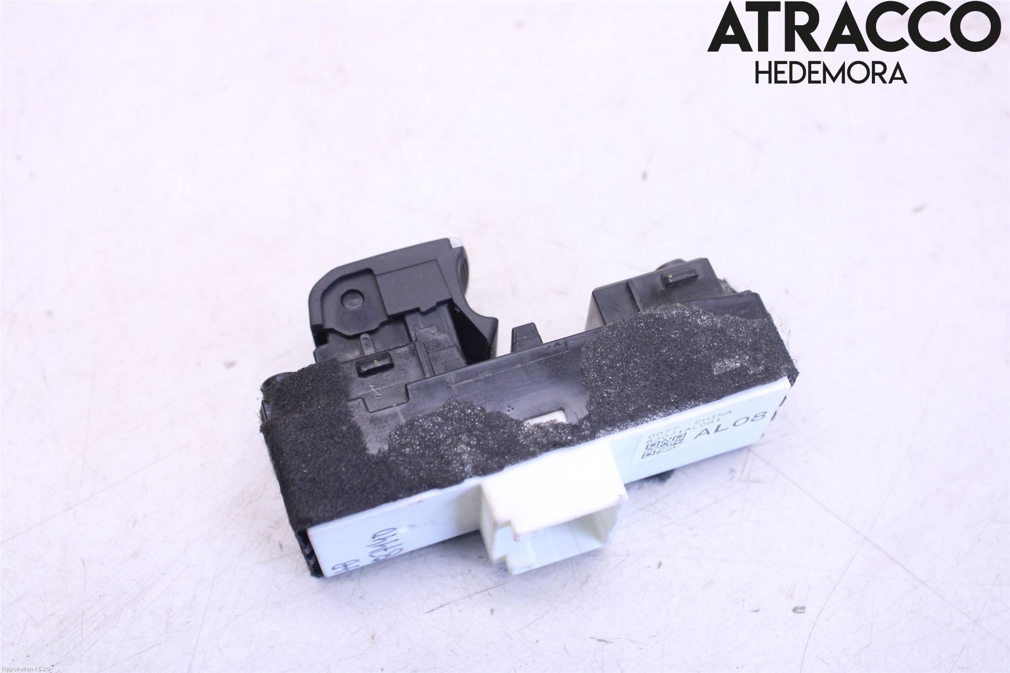 Subaru OUTBACK 15-20 Bryter Vindusheis