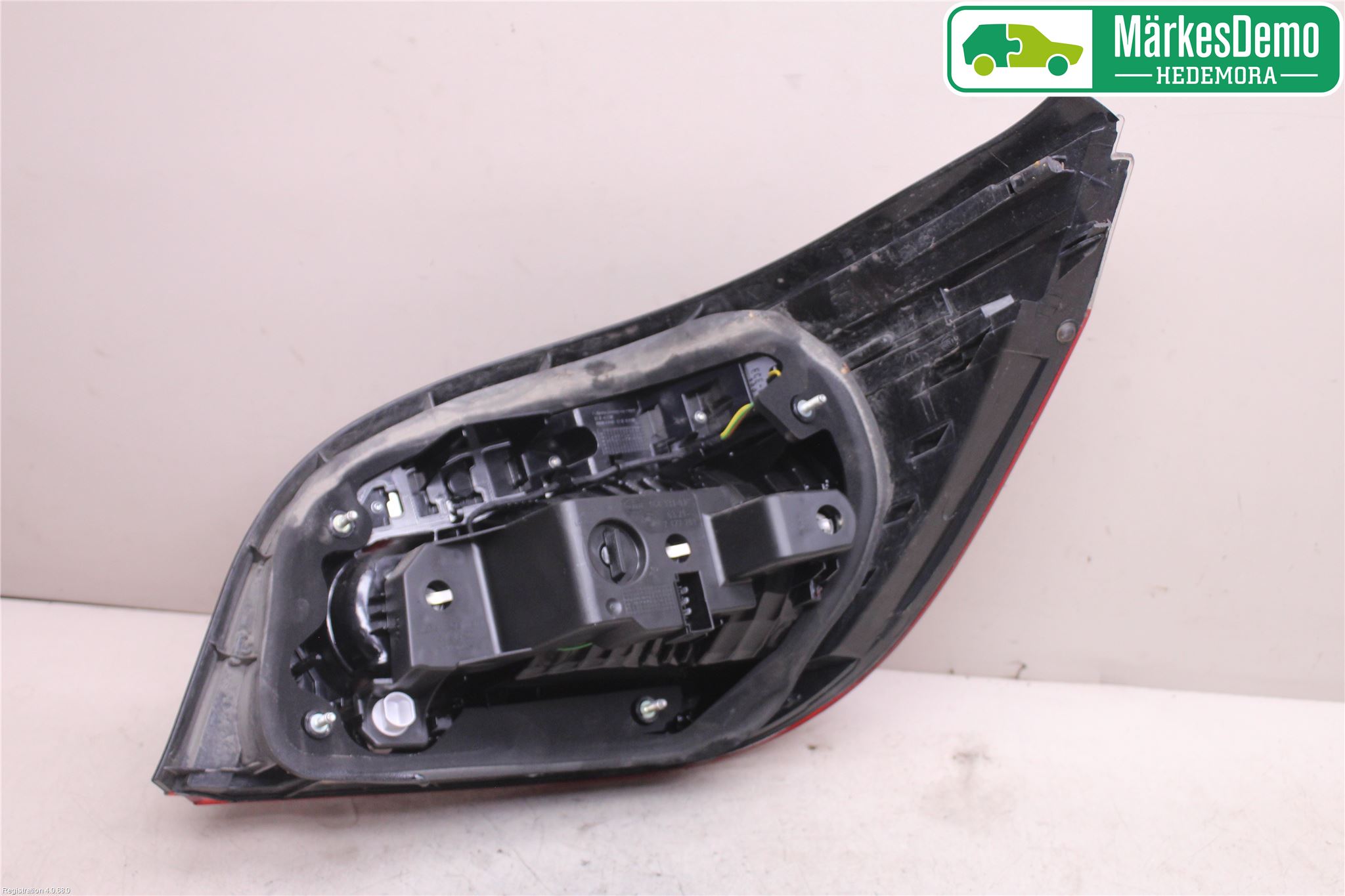 BMW 5 E60/61 Sed/Tou 02-10 Baklykt Venstre