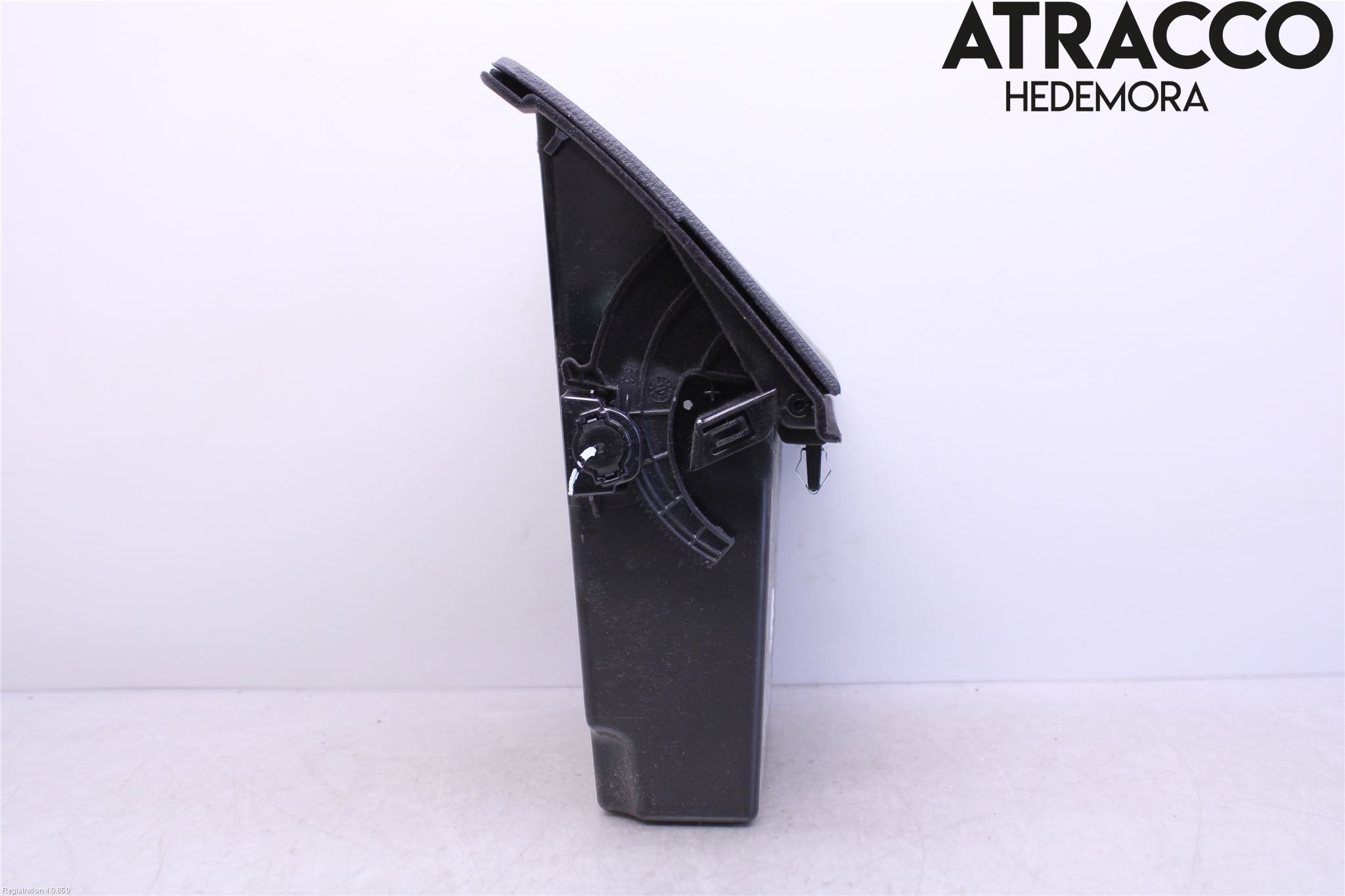 BMW 5 F10/F11/F18 09-17 Innr Oppbevaringsrom