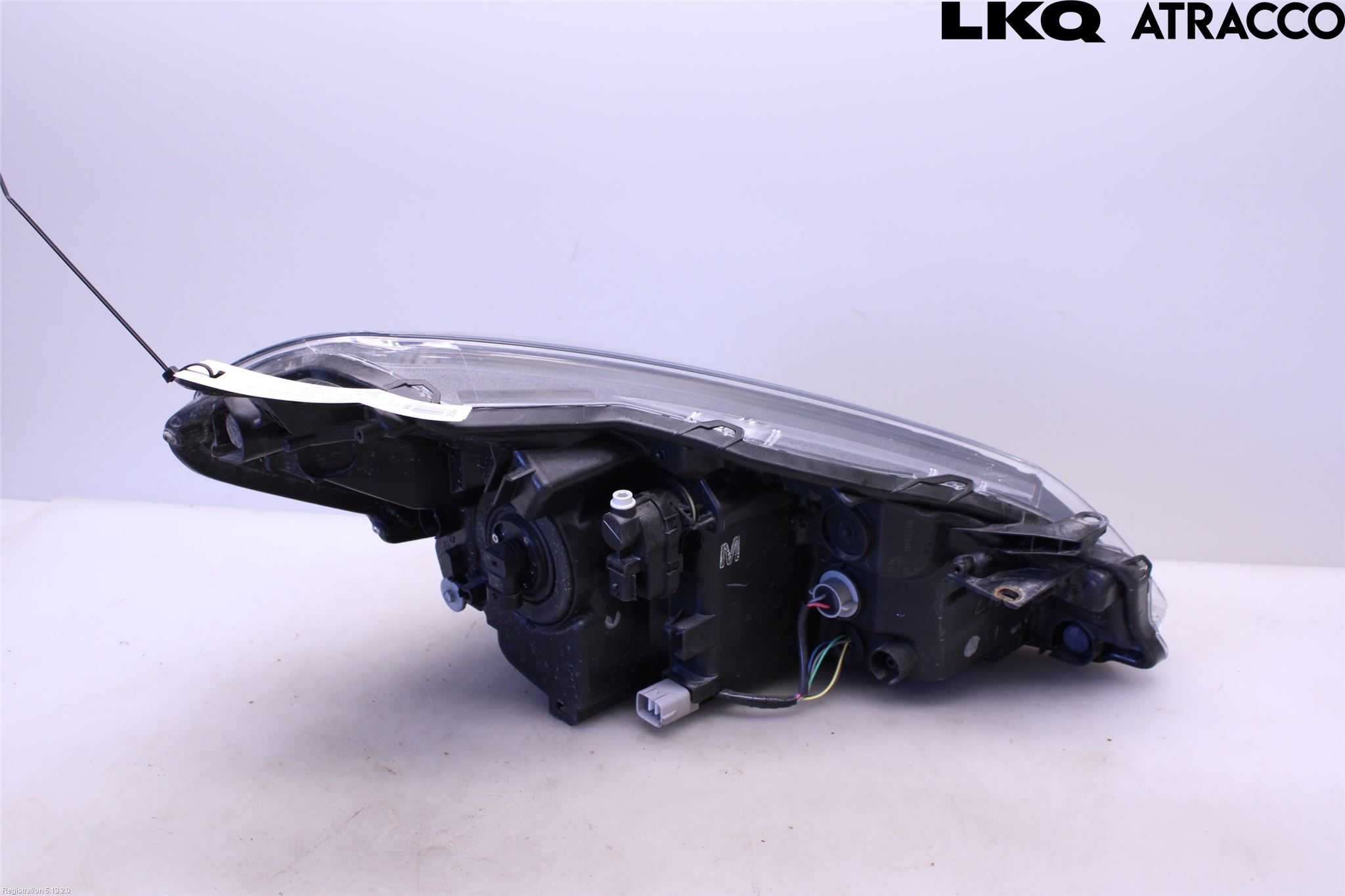 Toyota YARIS XP130 15-20 Frontlykt Venstre