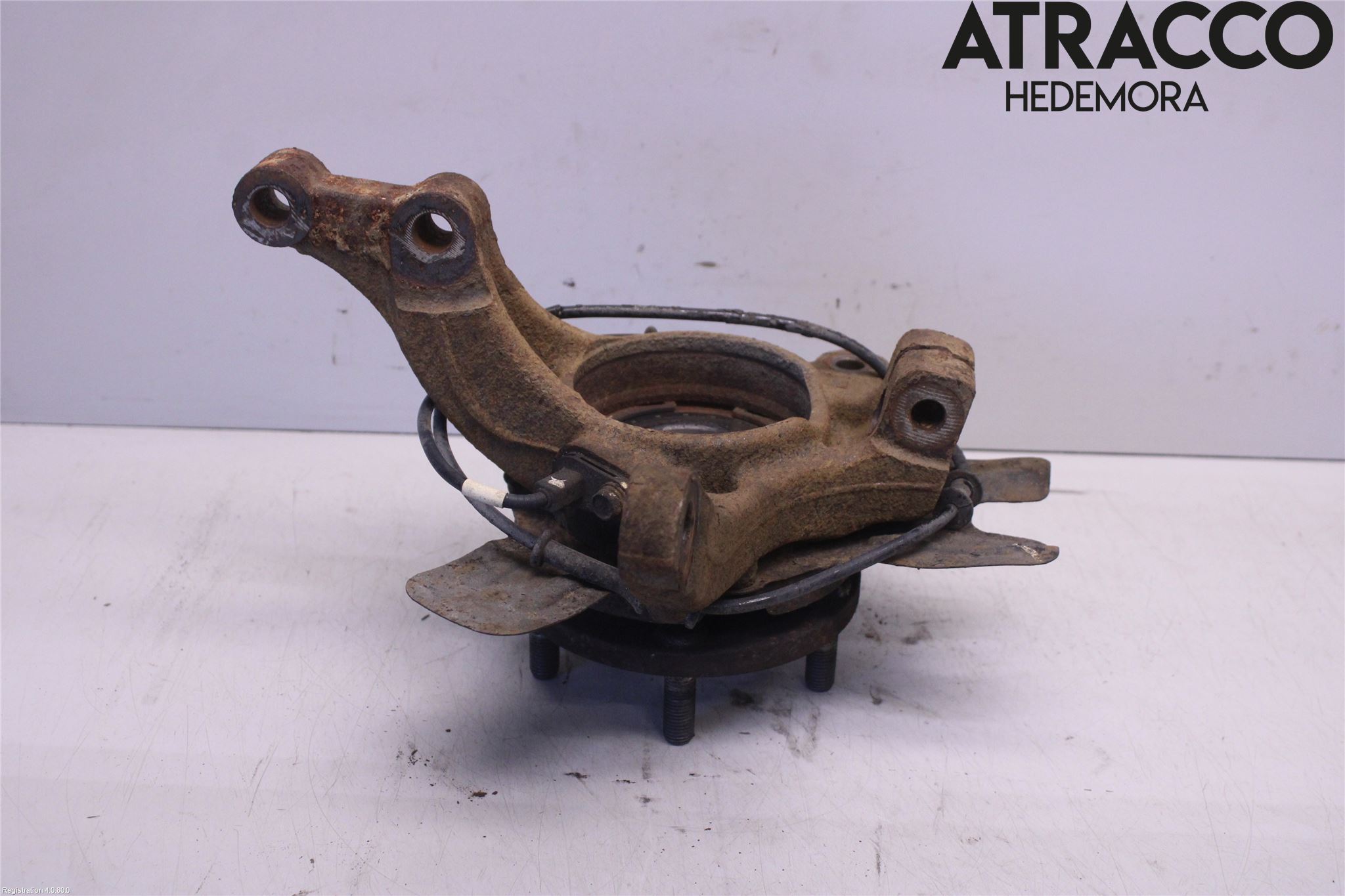 Kia CARENS III 13-19 Spindel Vf