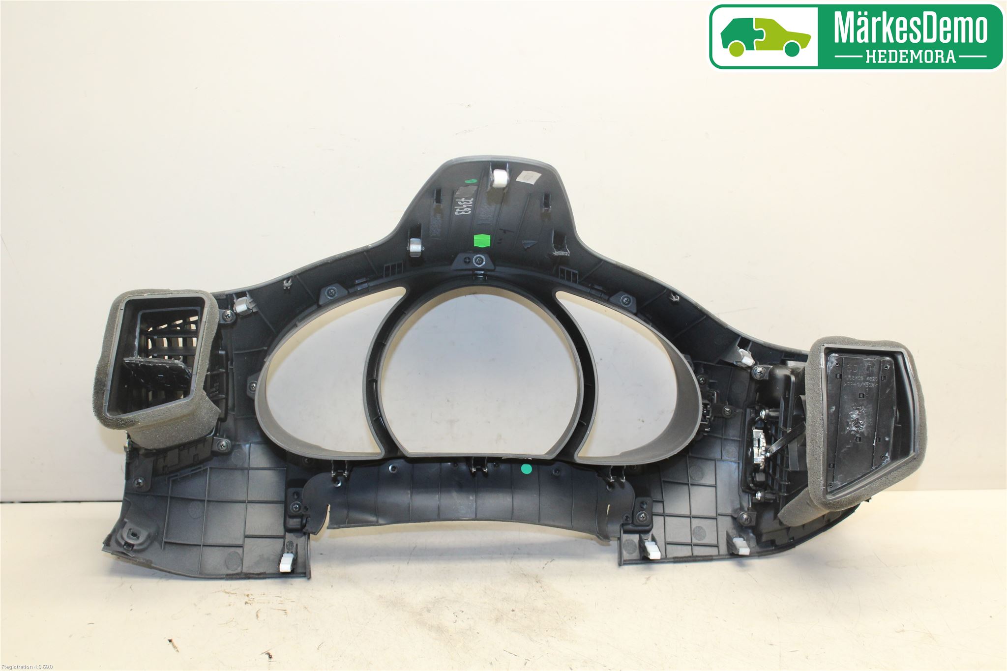 Kia SPORTAGE (SL) 11-15 Instrument Ramme