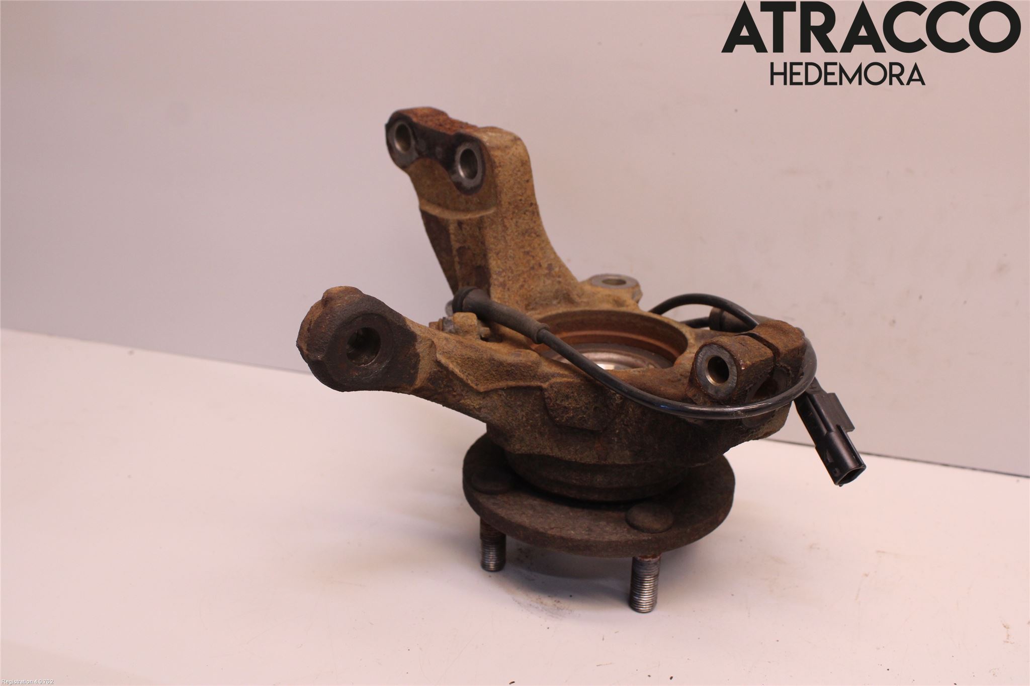 Nissan NOTE E12 14-20 Spindel Vf