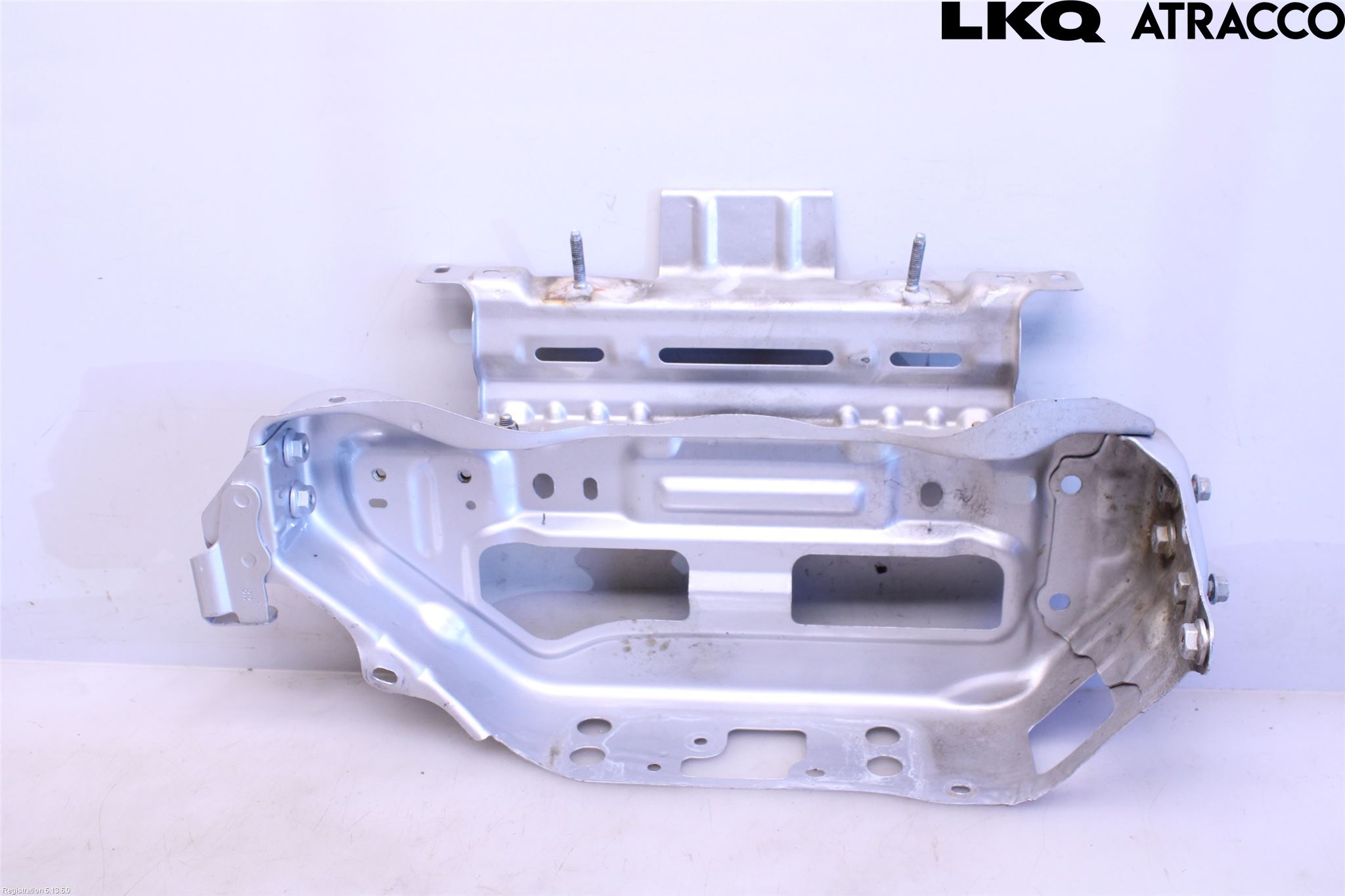 Toyota YARIS XP130 15-20 Frontplate