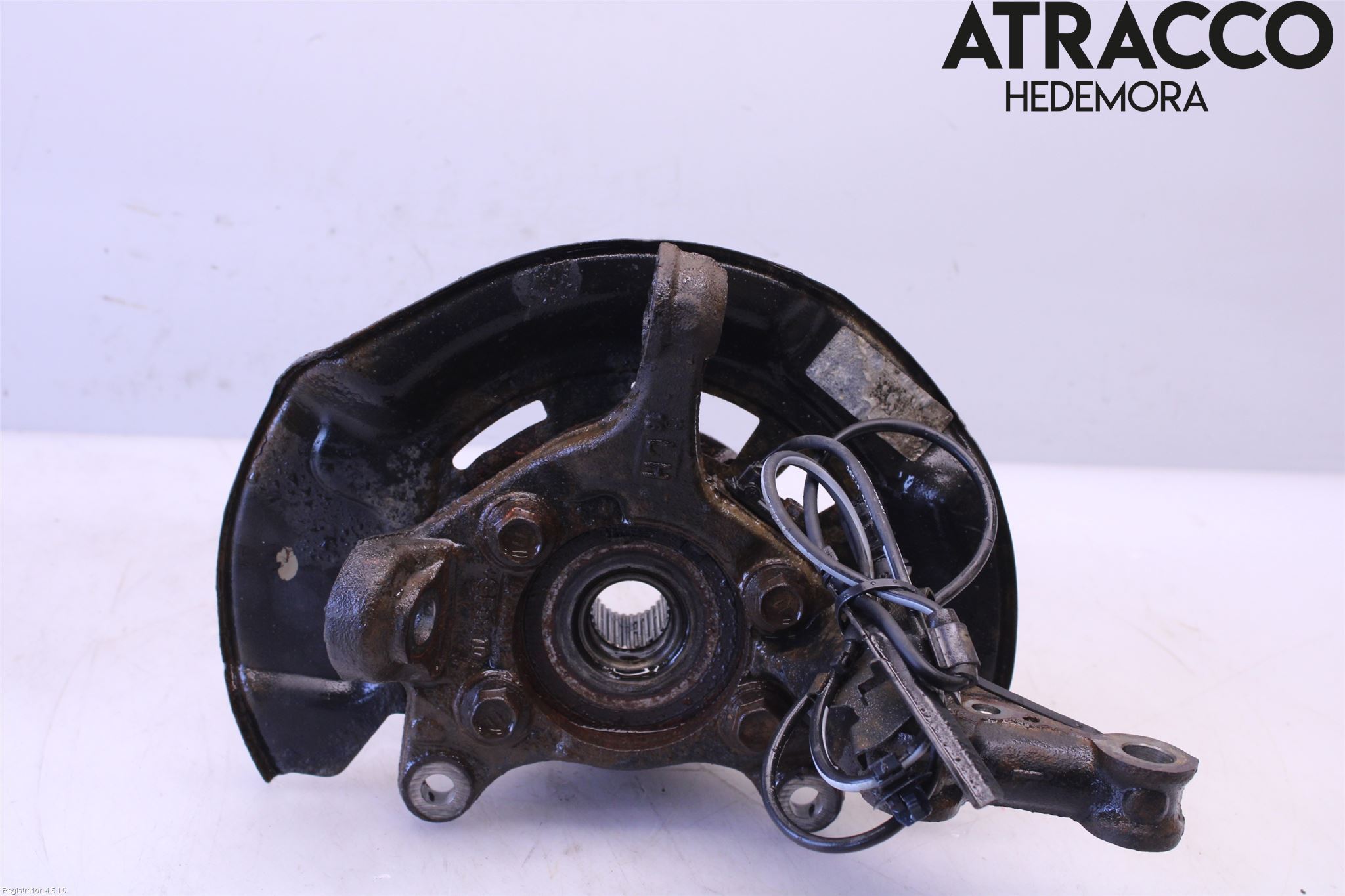 Toyota AVENSIS 09-15 Spindel Vf