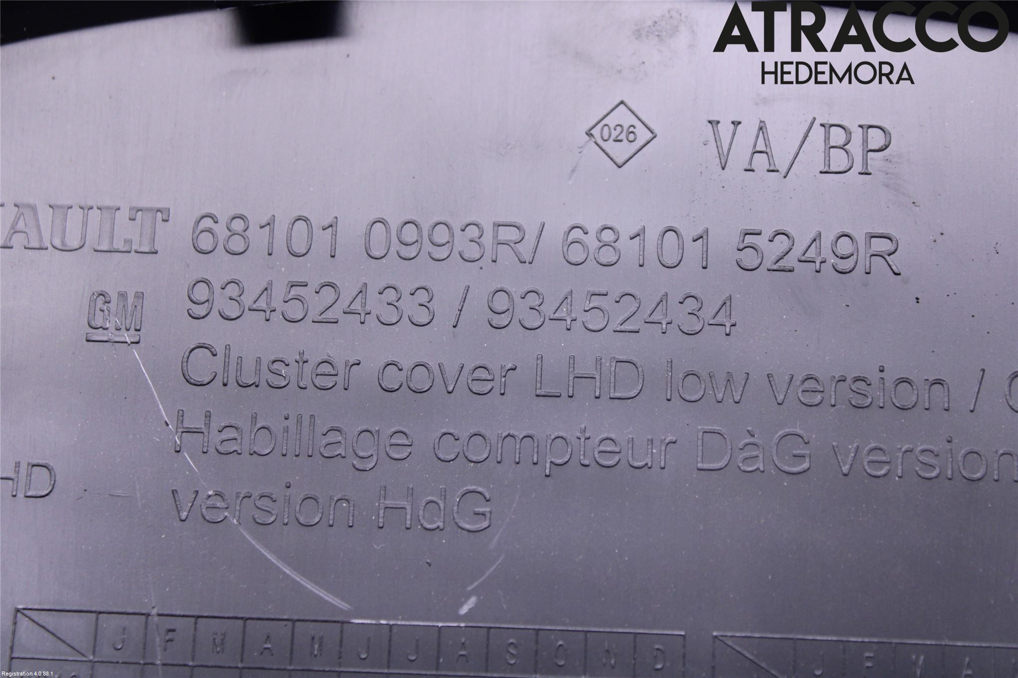Renault TRAFIC/E-TECH 15- Instrument Ramme