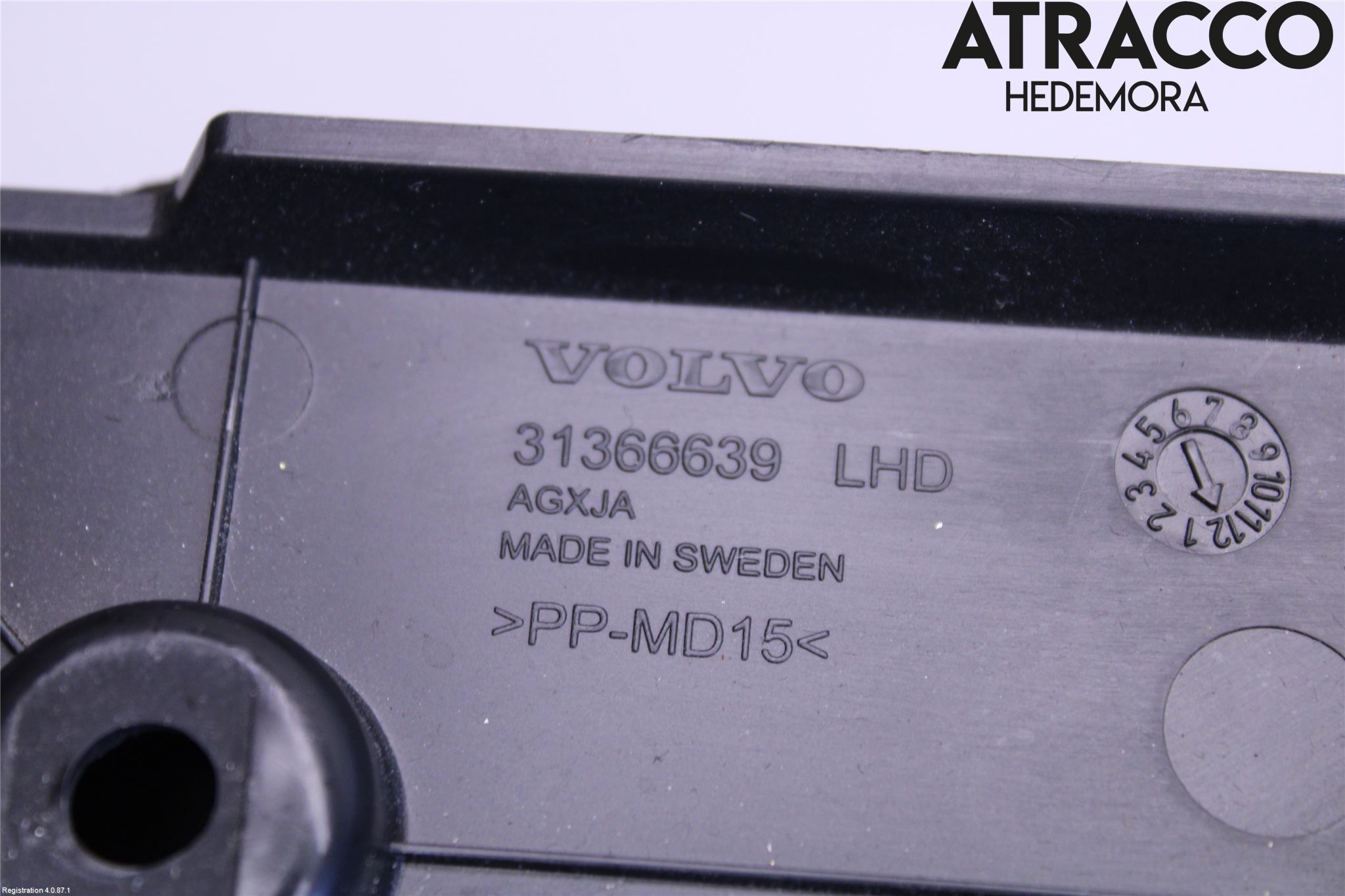 Volvo V90 17->> Innr Dashbord Sparkeplate