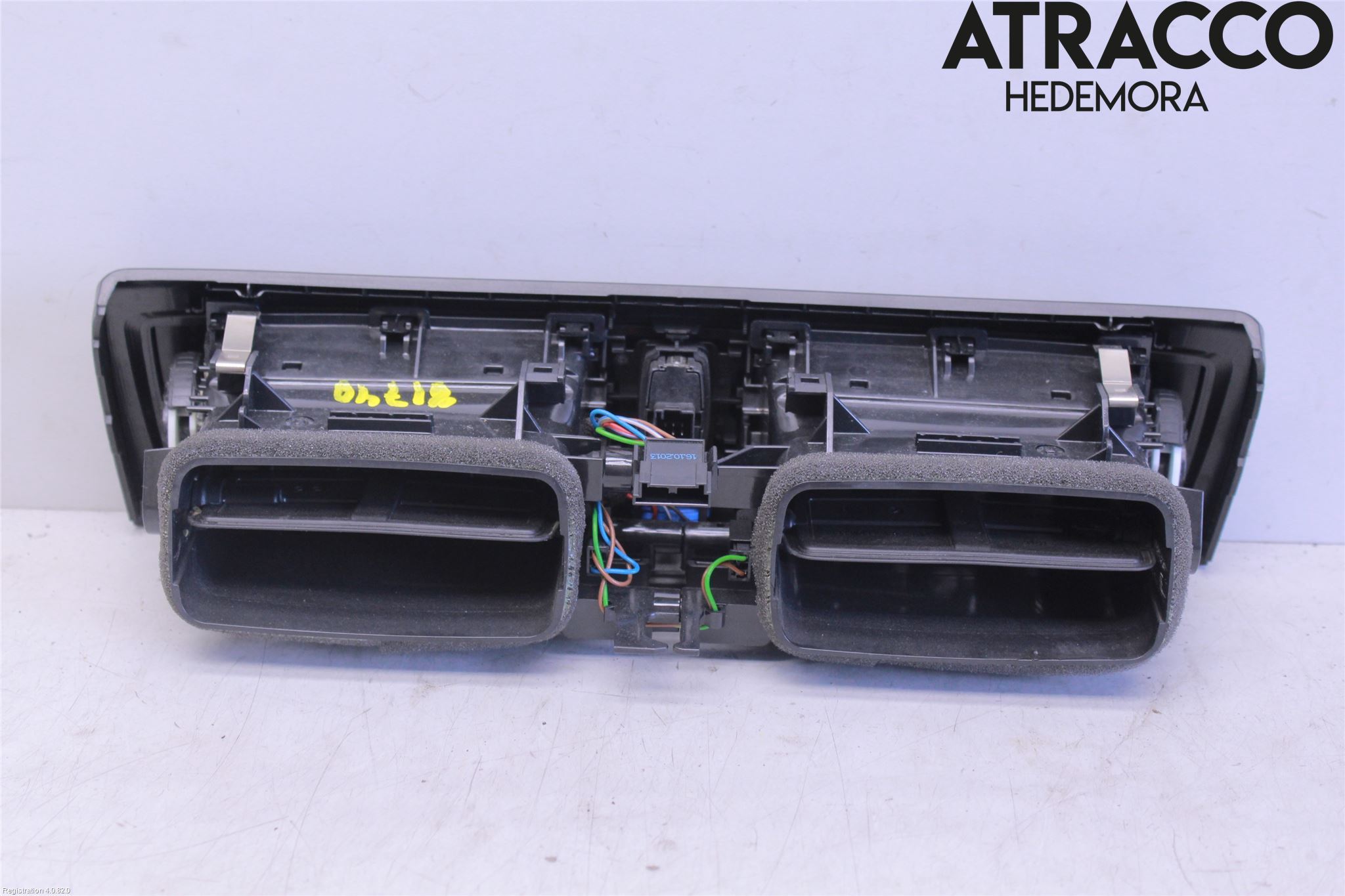 BMW 1 F20/F21 11-19 Dashbord Kanal - Dyse