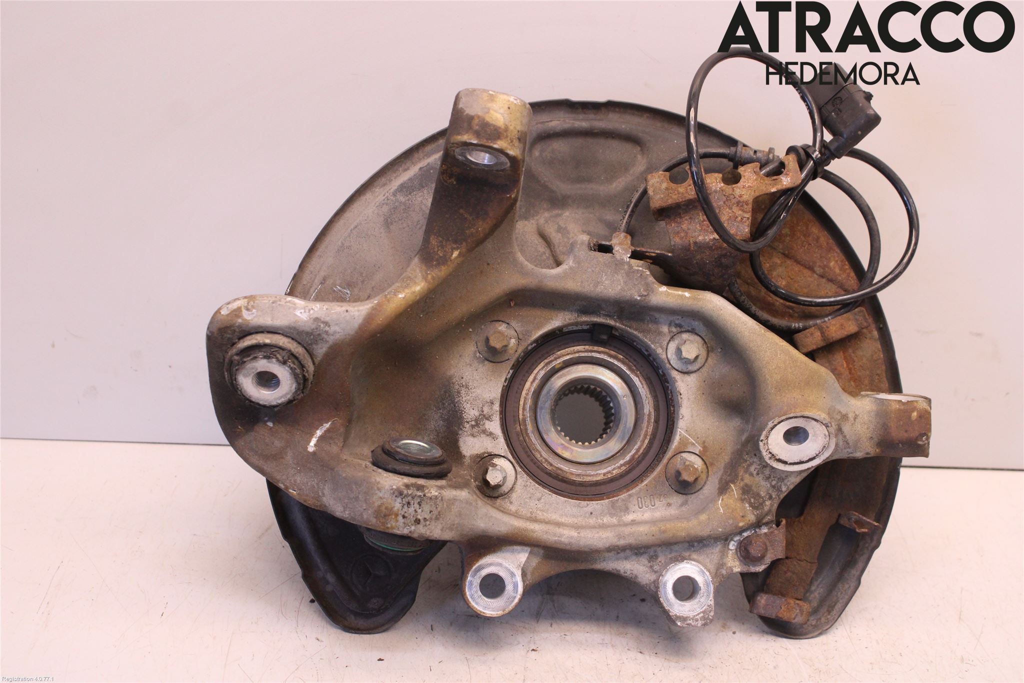 Mercedes-Benz MB C-KLASS (W205) 14-21 Spindel Hb