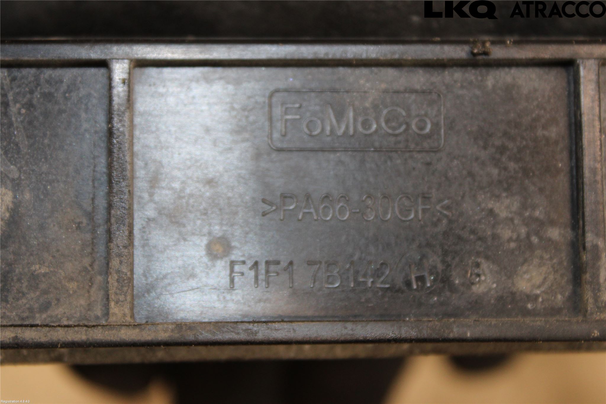Ford TRANSIT/TOURNEO CONNECT 13-22 Radiator Oljekjøler Motor