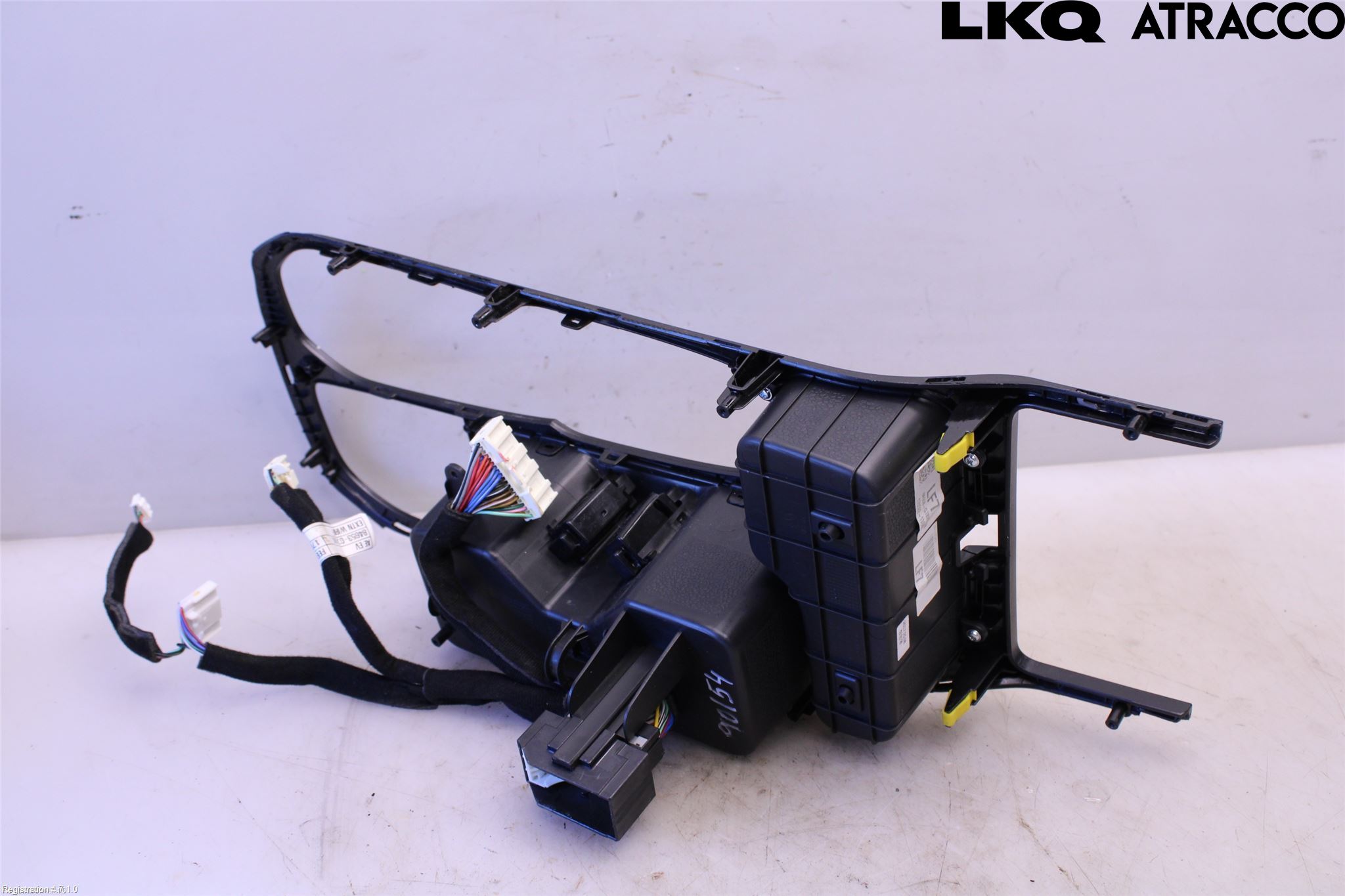 Hyundai IONIQ AE 17-22 Innr Koppholder