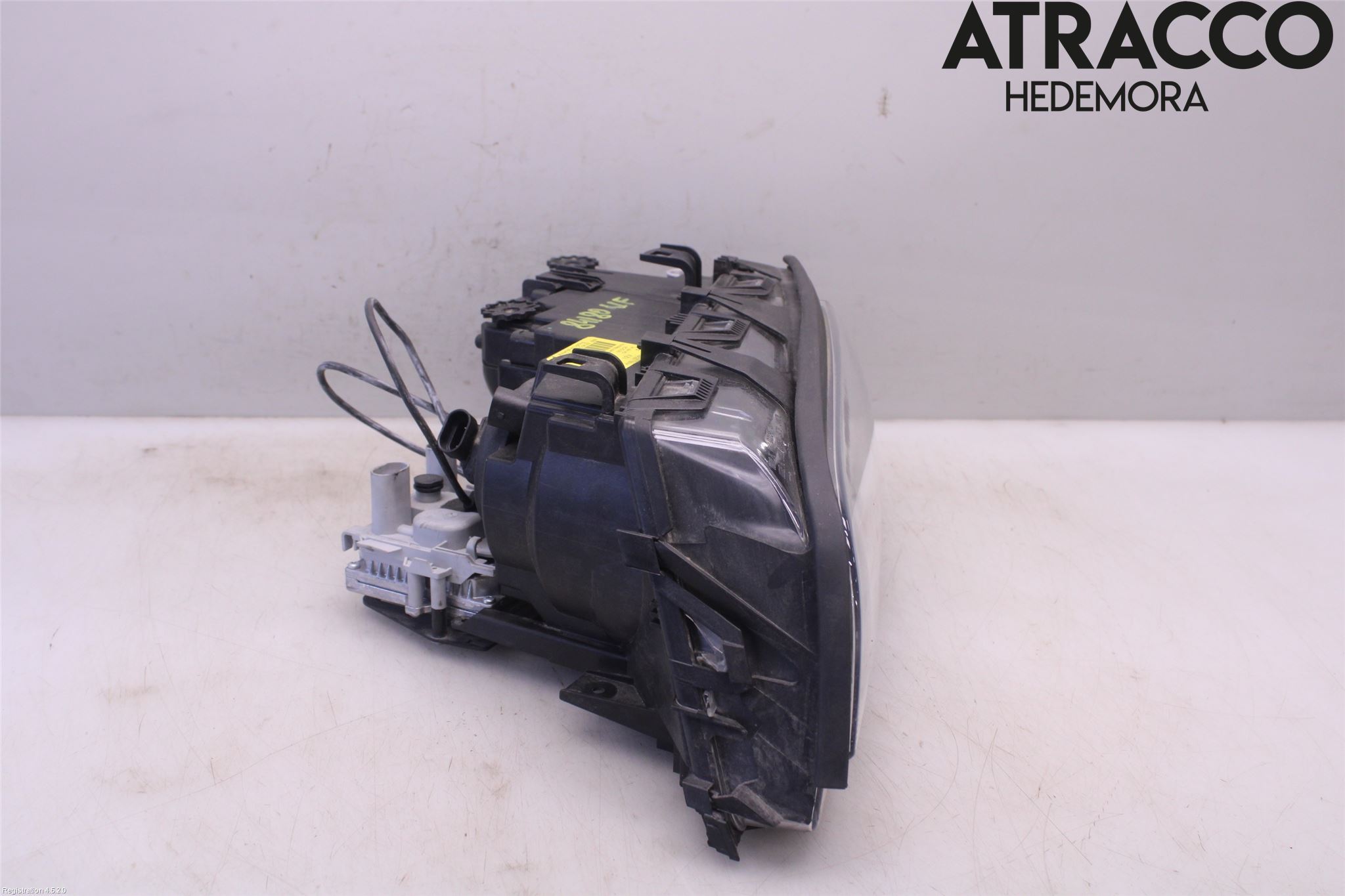BMW 3 E46      98-05 Frontlykt Venstre
