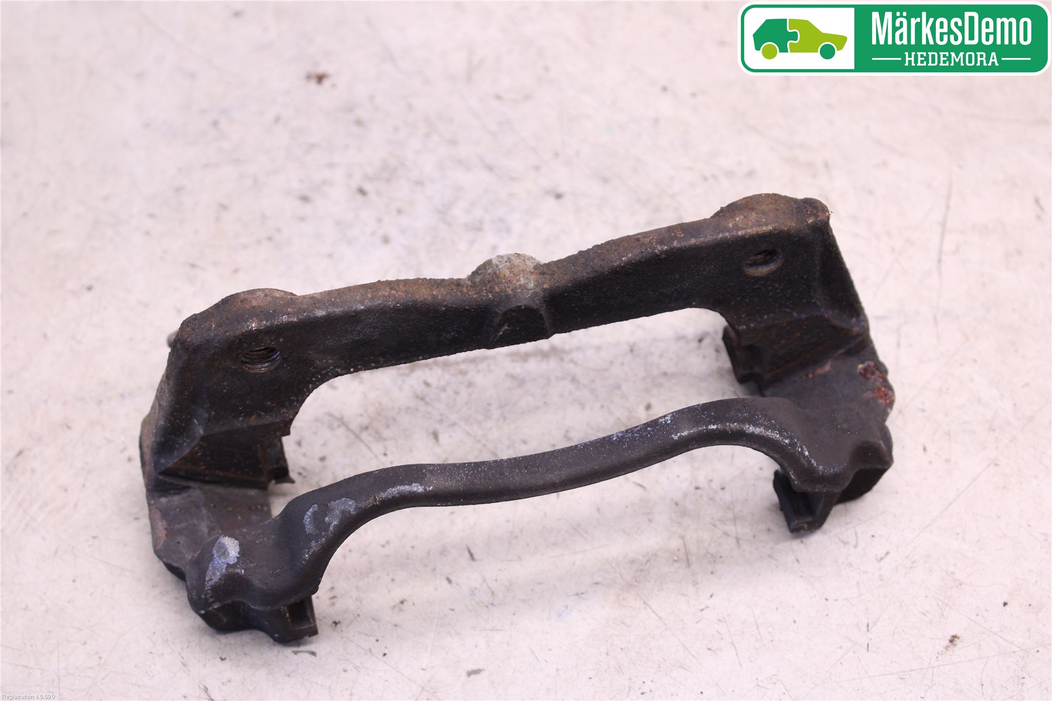Toyota AVENSIS 16-18 Bremsecaliper Feste Holder