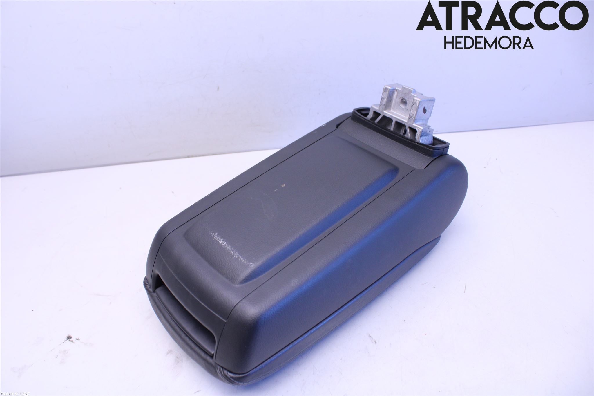 Audi A6/S6     05-11 Innr Armlene