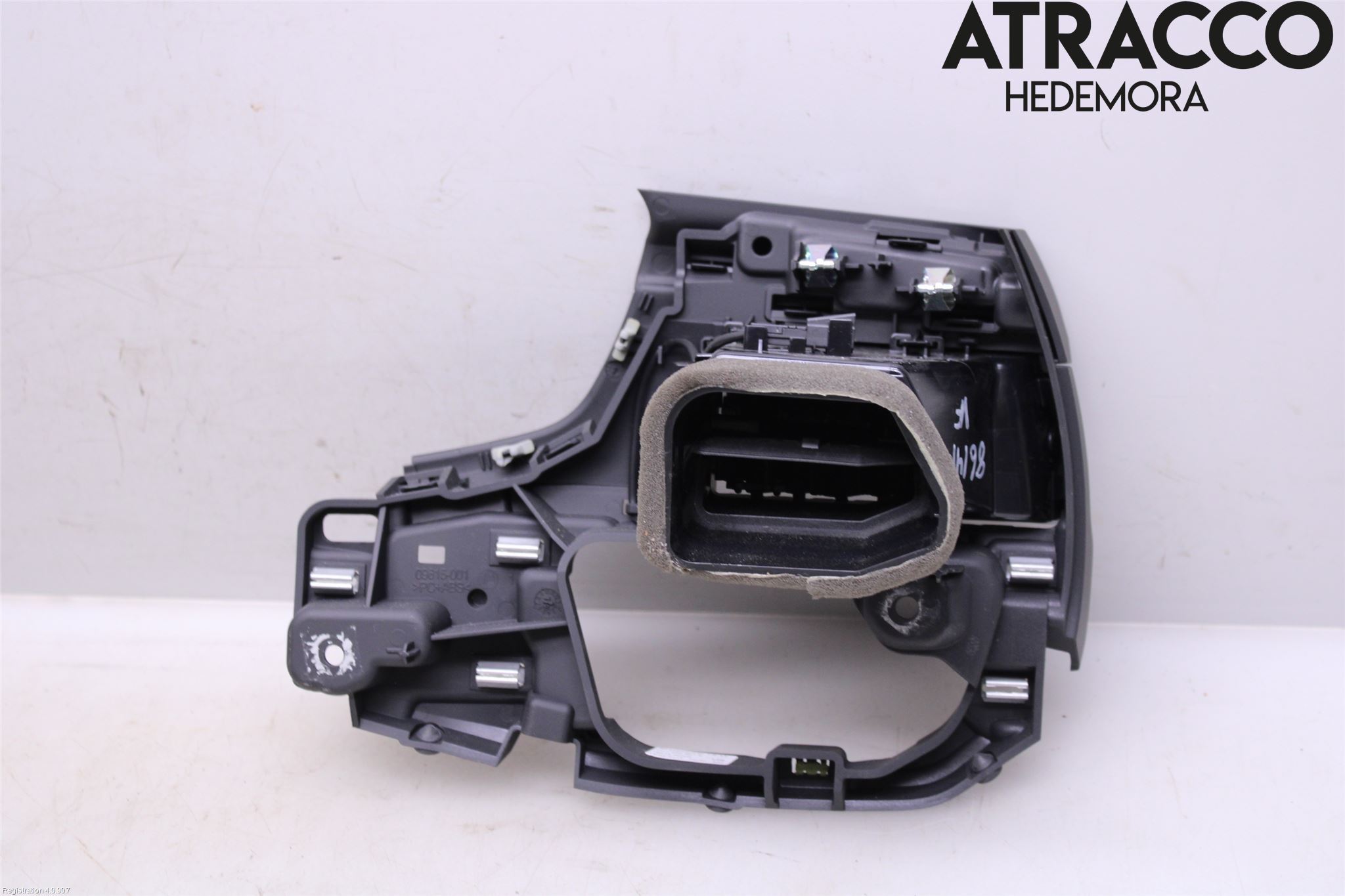 Audi A4/S4 B9 20- Dashbord Kanal - Dyse
