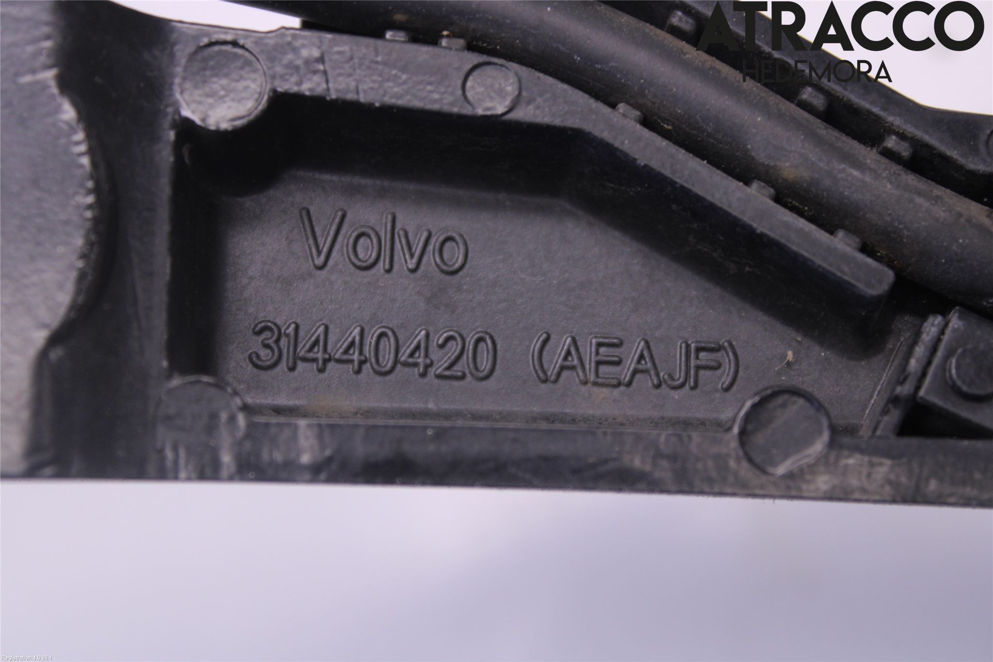 Volvo V90 17->> Viskerarm-Armer Frontrute