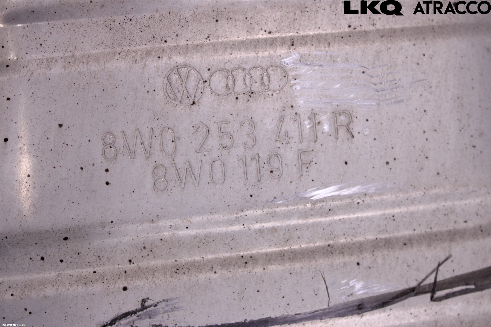 Audi A4/S4 B9 20- Eksos Foran-Mitt-Bak