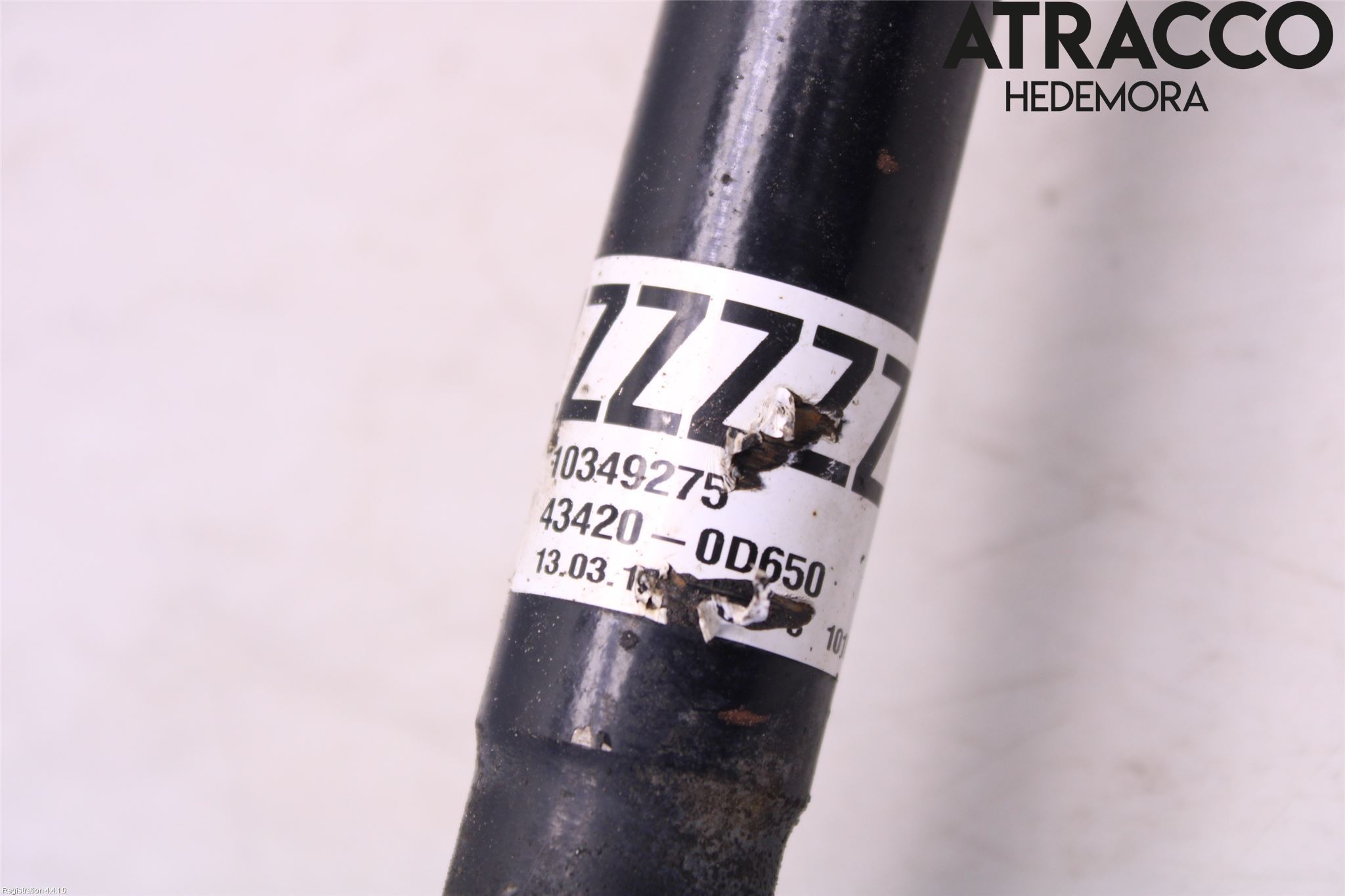Toyota YARIS XP130 15-20 Drivaksel Foran Kompl Venstre