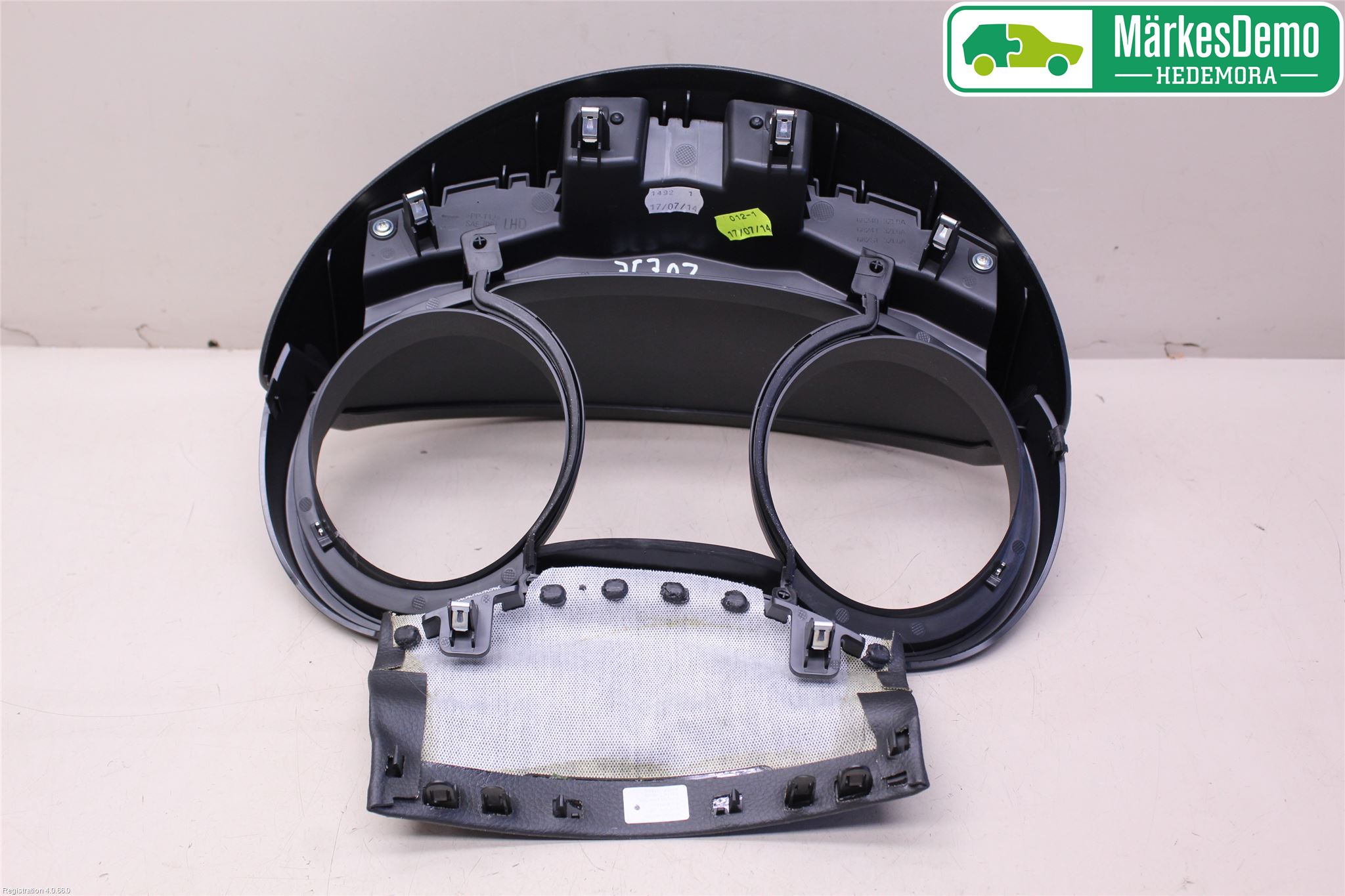 Nissan PULSAR Instrument Ramme