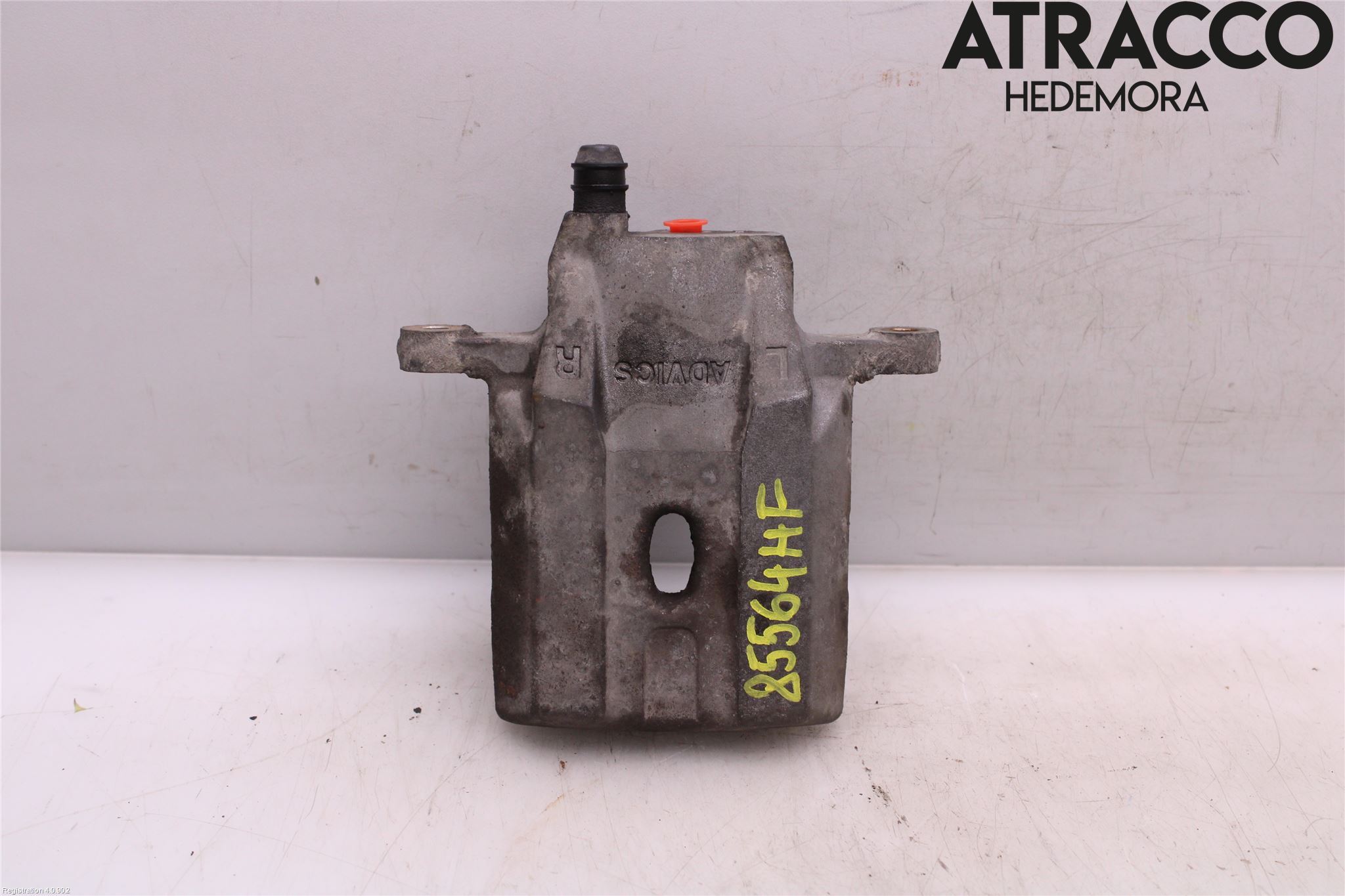 Toyota PRIUS NWH20 04-08 Bremsecaliper Foran Høyre