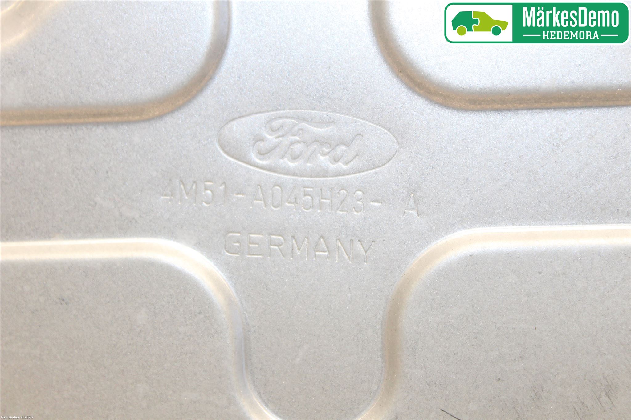 Ford FOCUS     04-07 Vindusheis El Komp