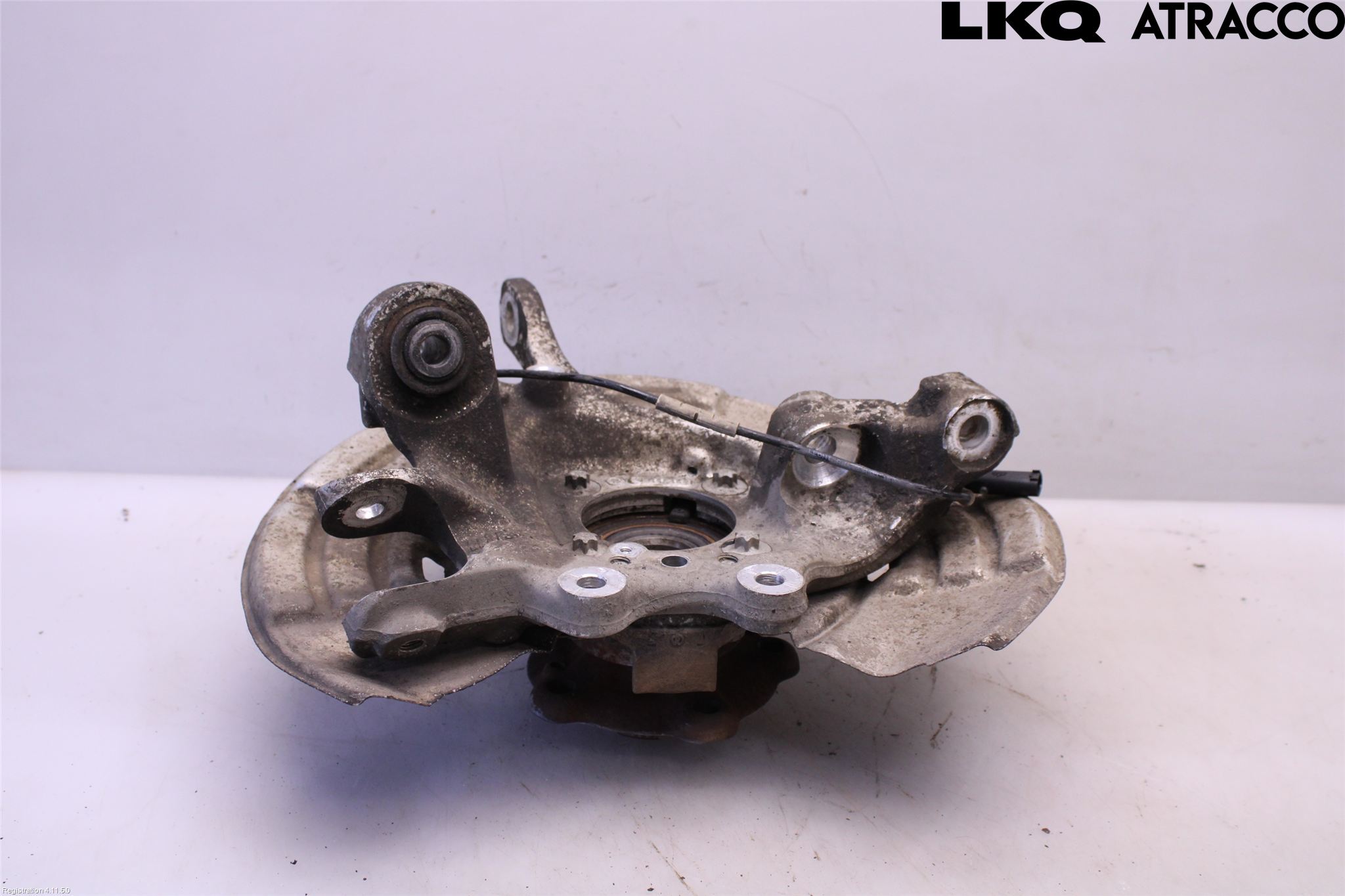 BMW 3 F30/F31/F80 12-19 Spindel Vf