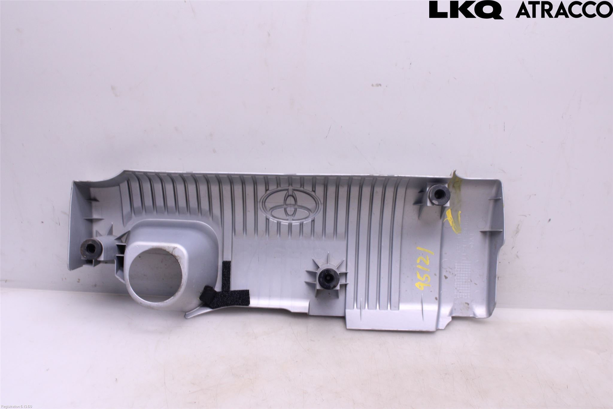 Toyota YARIS XP130 12-14 Motor Deksel Over Motor