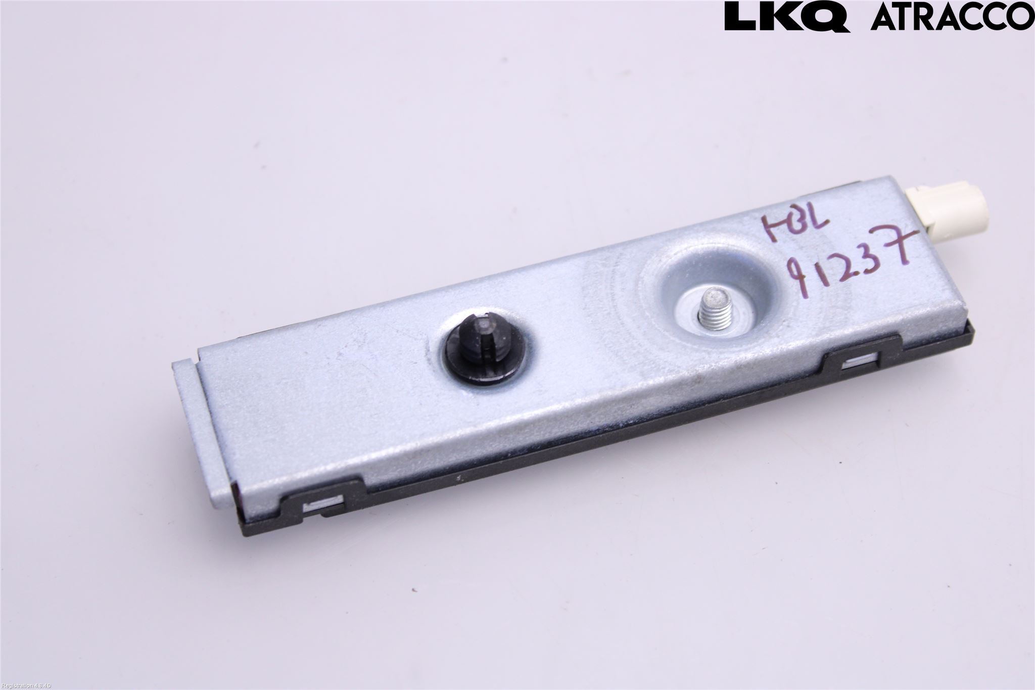 Mercedes-Benz MB A-KLASS (W176) 13-18 Stereo Antenneforsterker