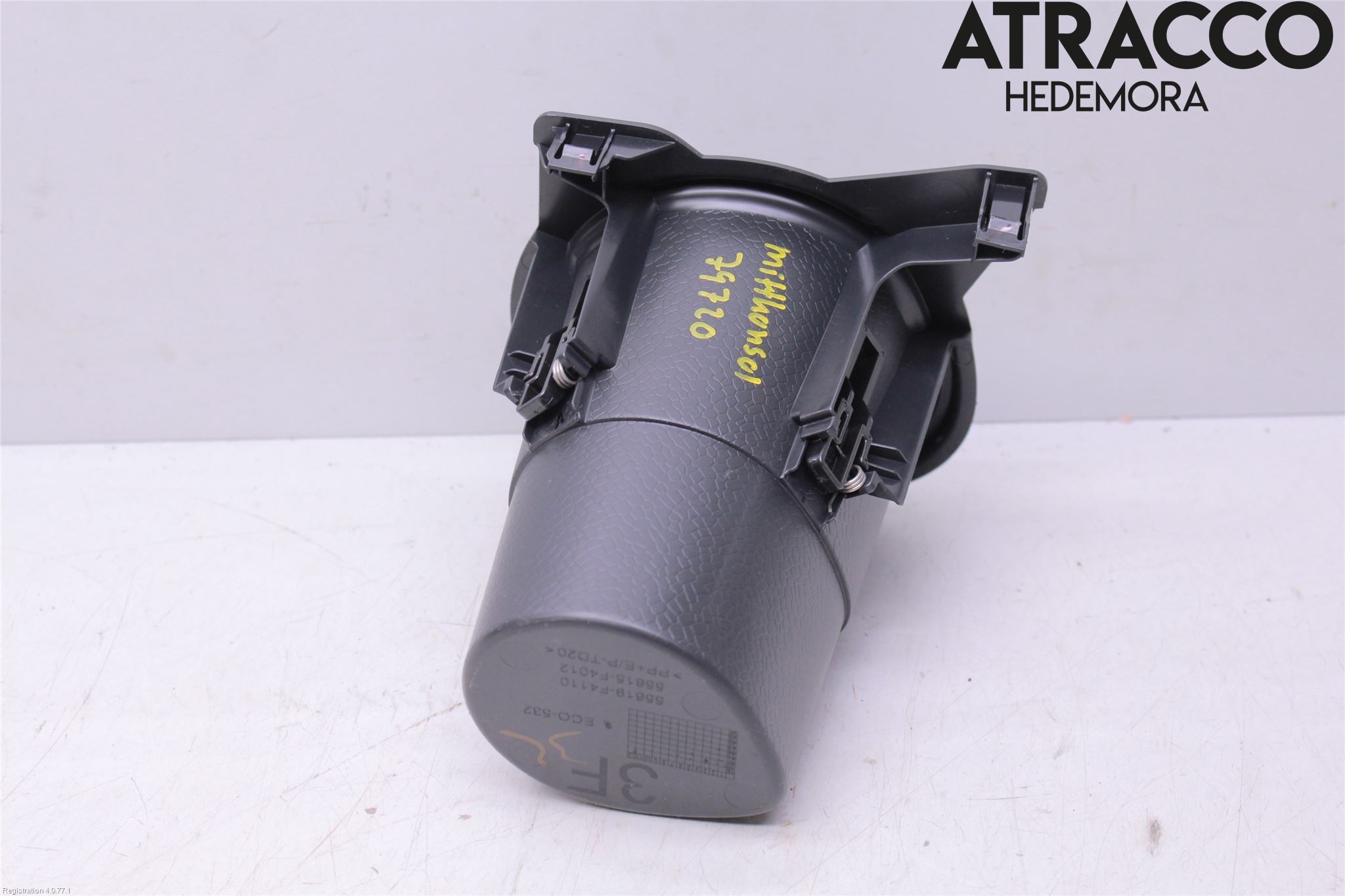Toyota C-HR 16-23 Innr Koppholder