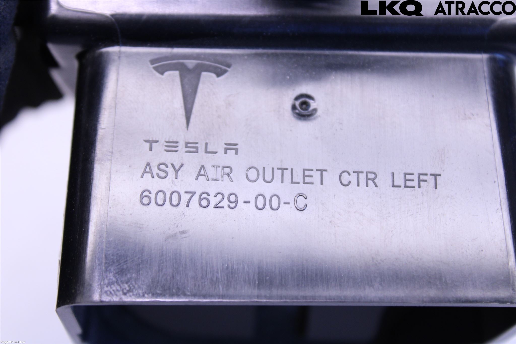 Tesla MODEL S 13- Dashbord Kanal - Dyse