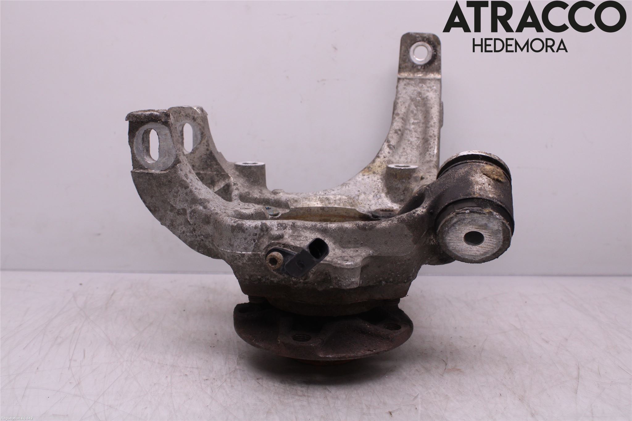 Audi A8/S8 4E  02-09 Spindel Hb