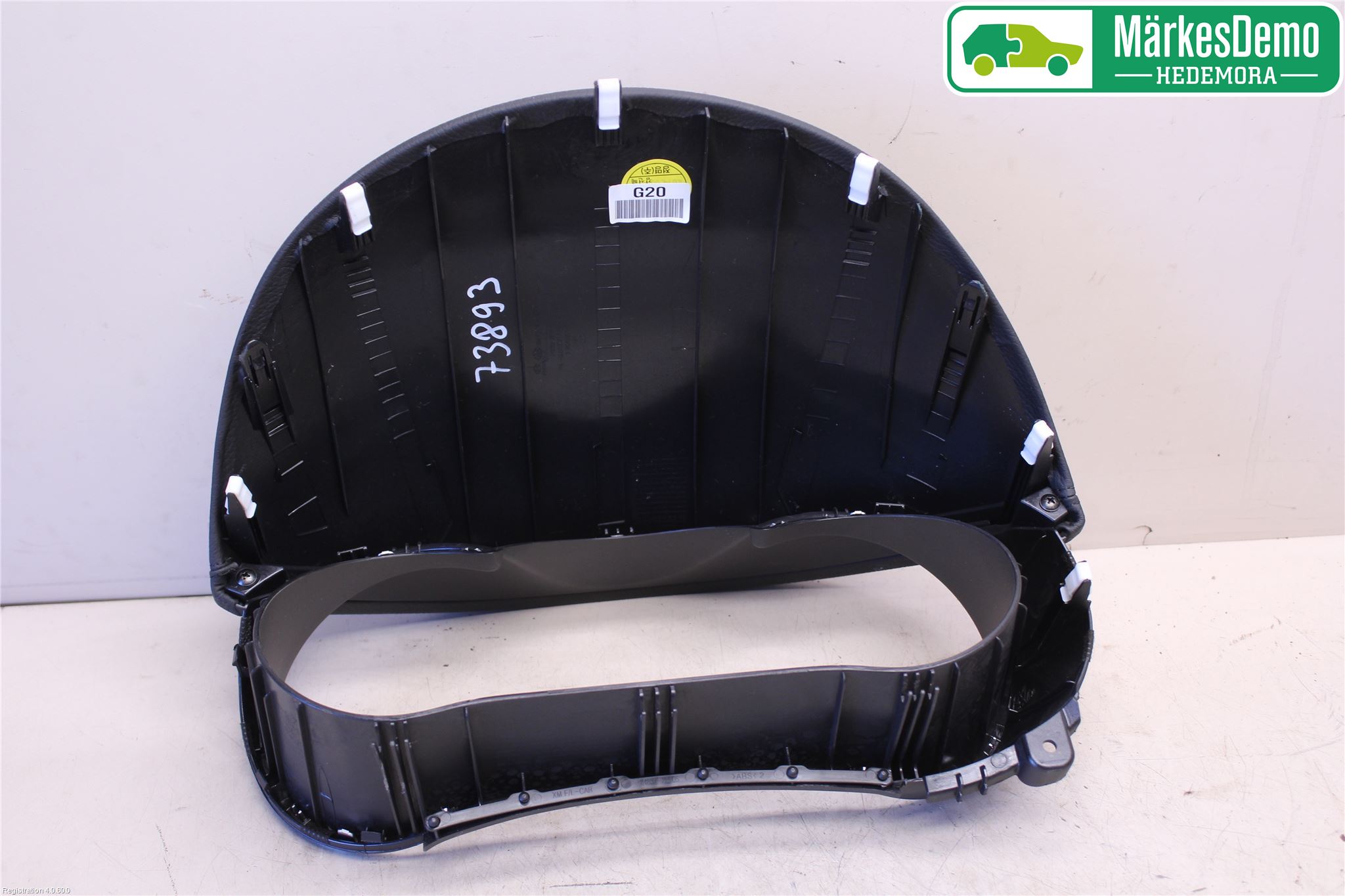 Kia SORENTO 10-14 Instrument Ramme