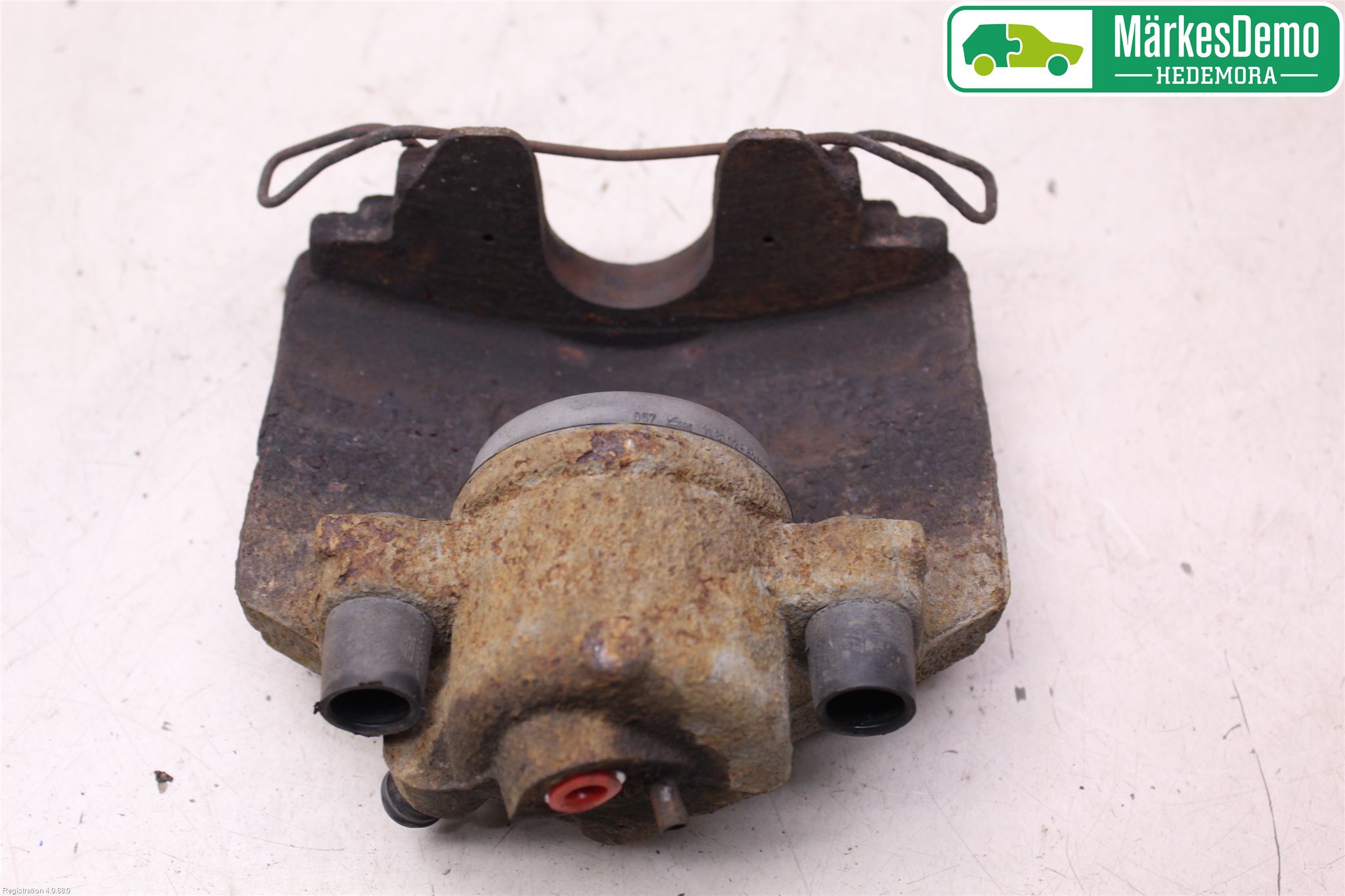 Volkswagen VW CADDY 11-15 Bremsecaliper Foran Høyre