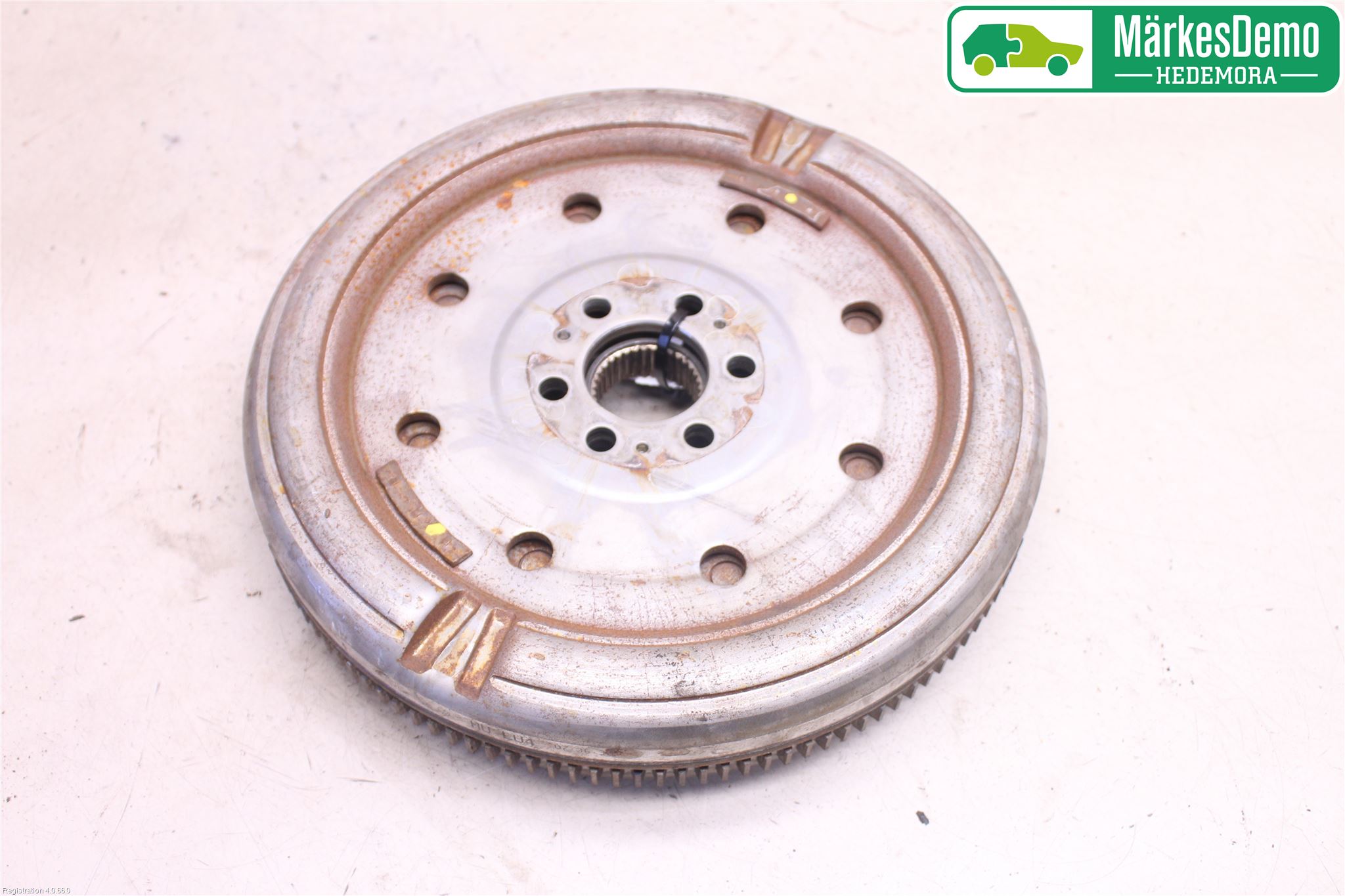 Volkswagen VW GOLF VI 09-13 Svinghjul Automat