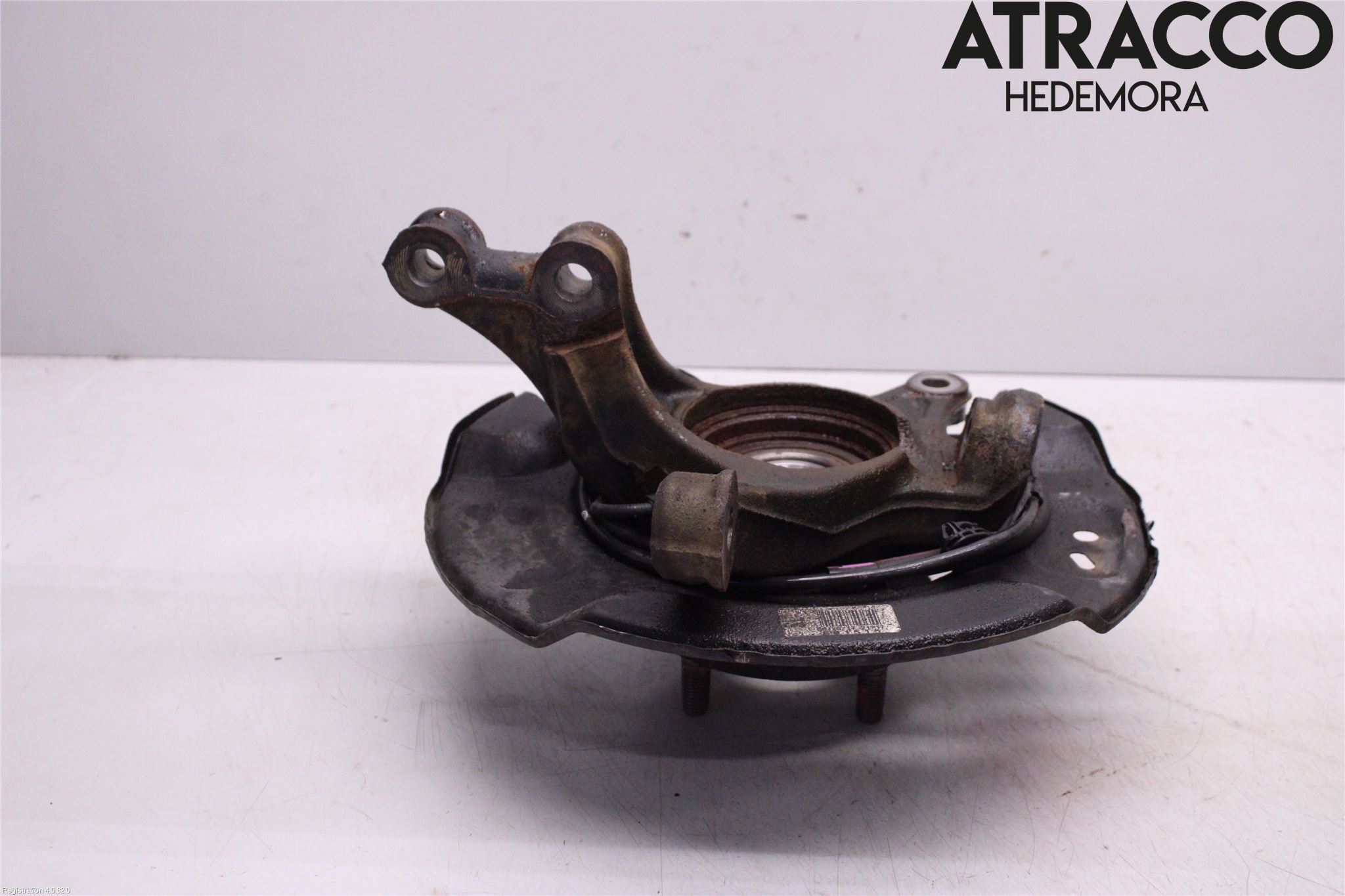 Toyota YARIS XP130 15-20 Spindel Vf
