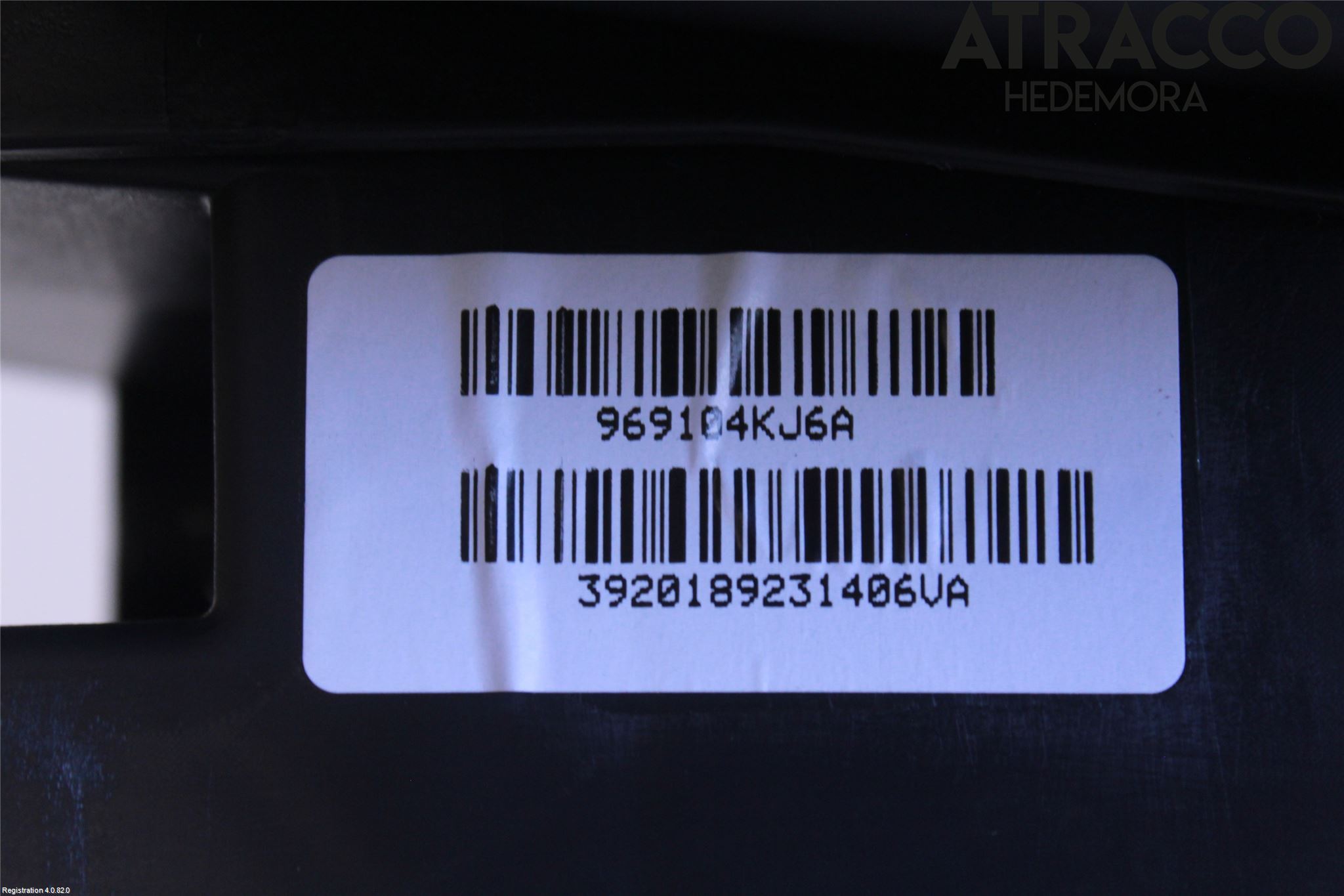 Nissan NAVARA, TREK-1 17-21 Innr Konsoll-Lomme
