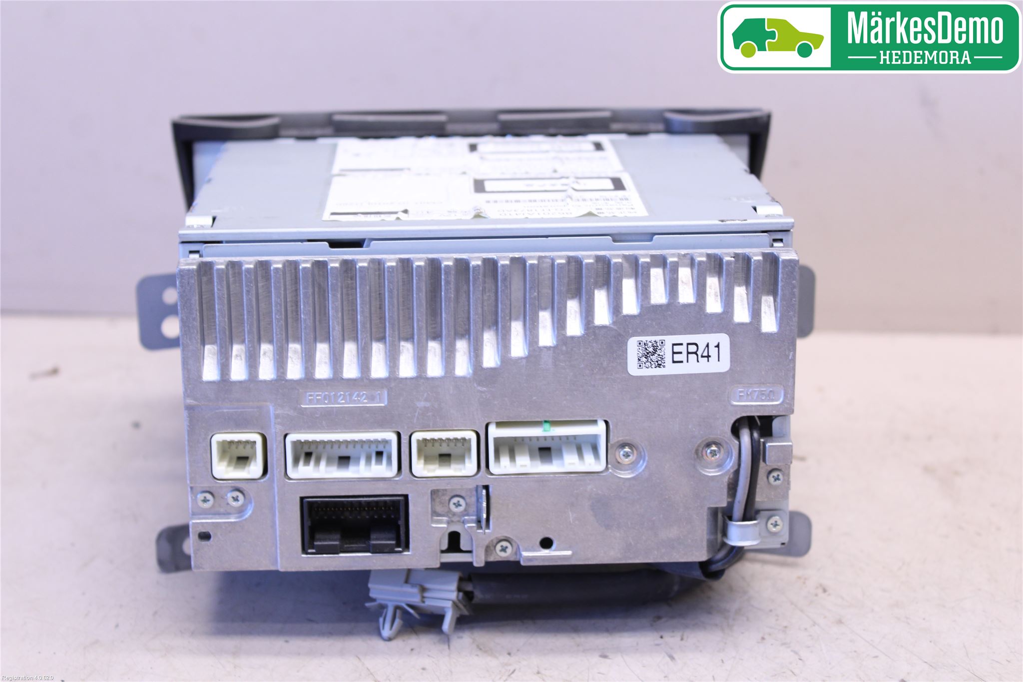 Subaru LEGACY 10-14 Stereo Radio Med Cd