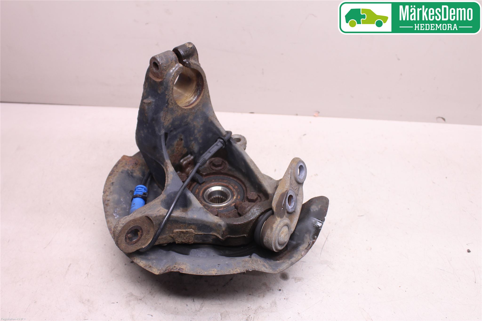Mini CLUBMAN R55 06-14 Spindel Vf