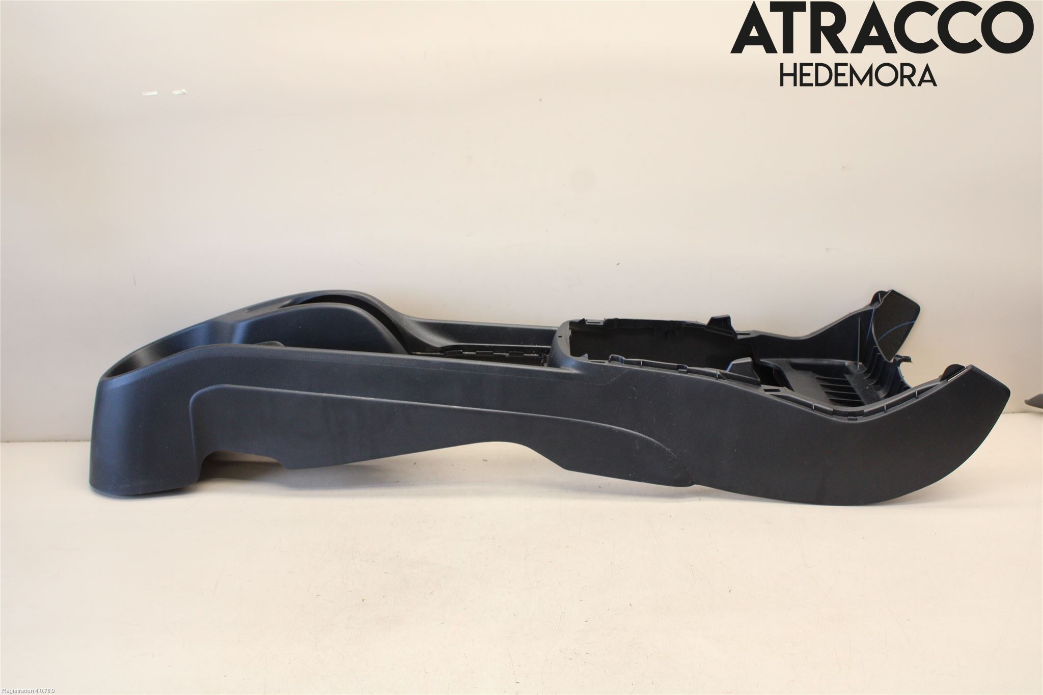 Toyota YARIS XP130 15-20 Instrumentkonsoll Midt