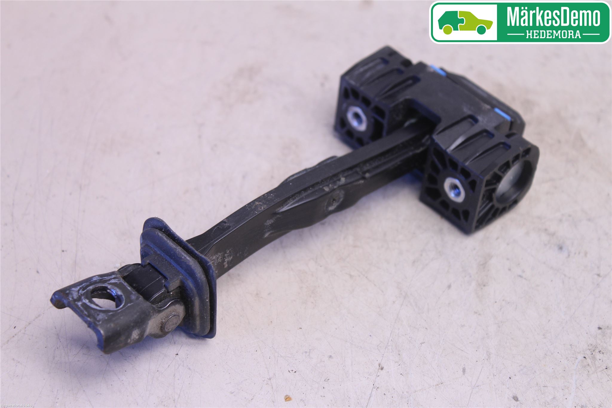 Volkswagen VW GOLF / E-GOLF VII 13-20 Dørstopper