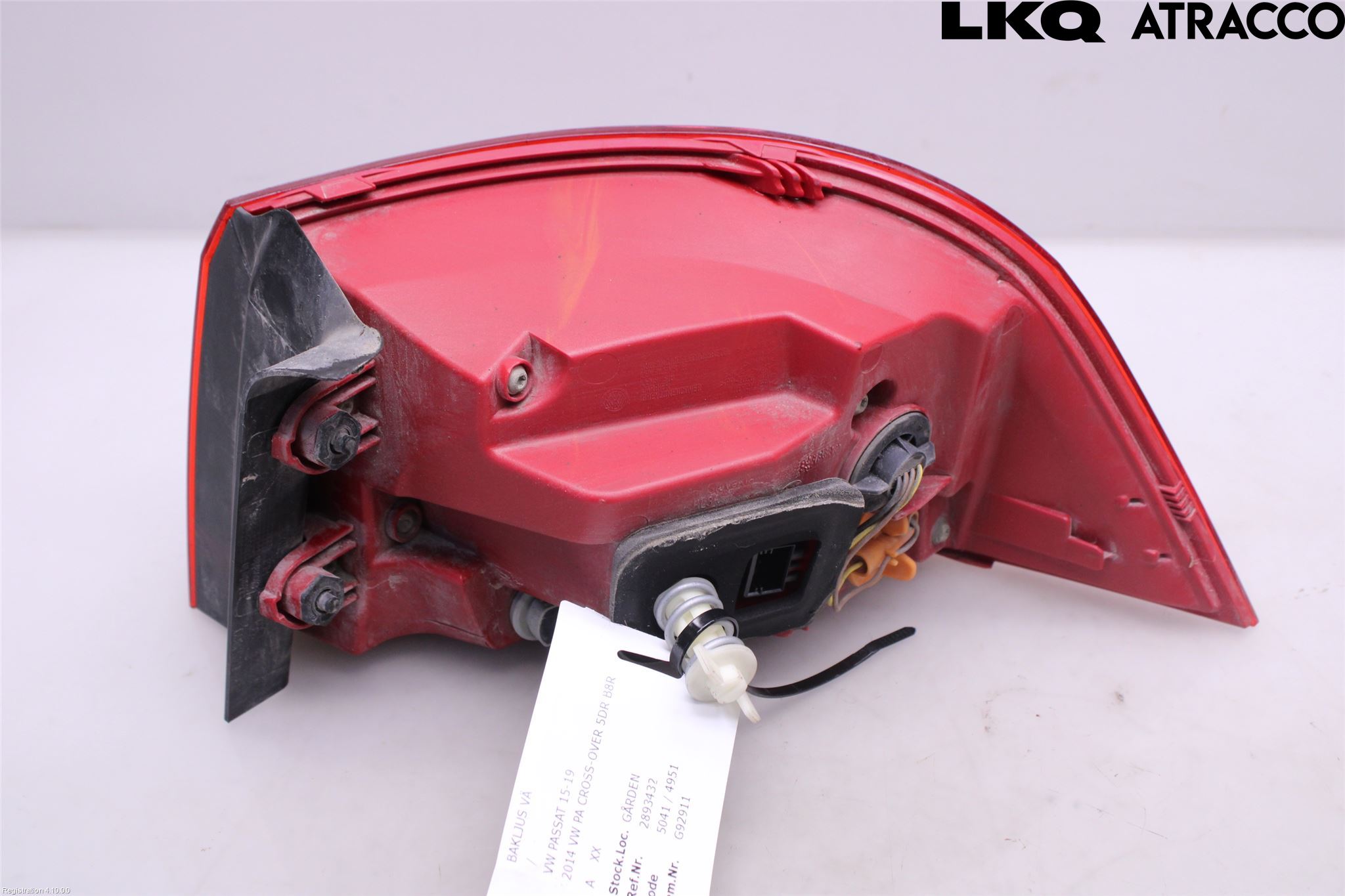 Volkswagen VW PASSAT 11-14 Baklykt Venstre