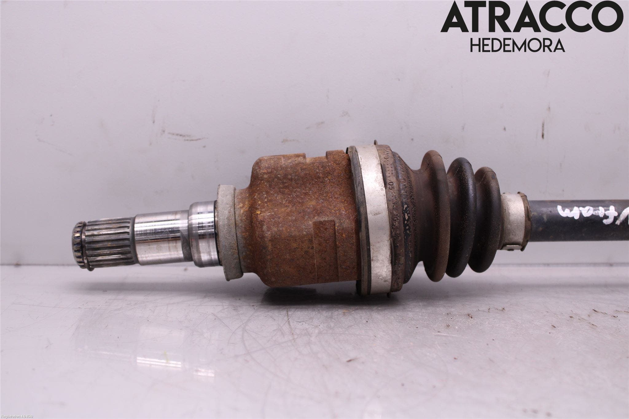 Toyota YARIS XP90 06-11 Drivaksel Foran Kompl Venstre