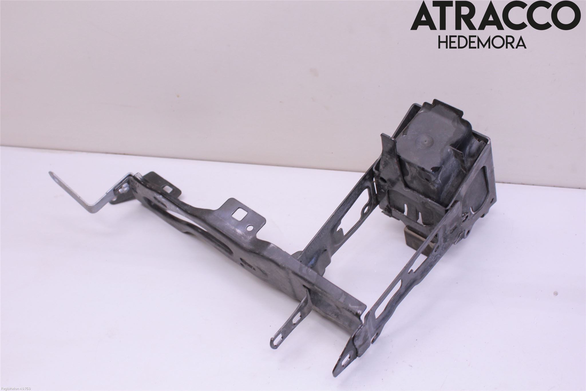 BMW 4 F32/F33/F82/F83 13-20 Støtfanger Foran Feste
