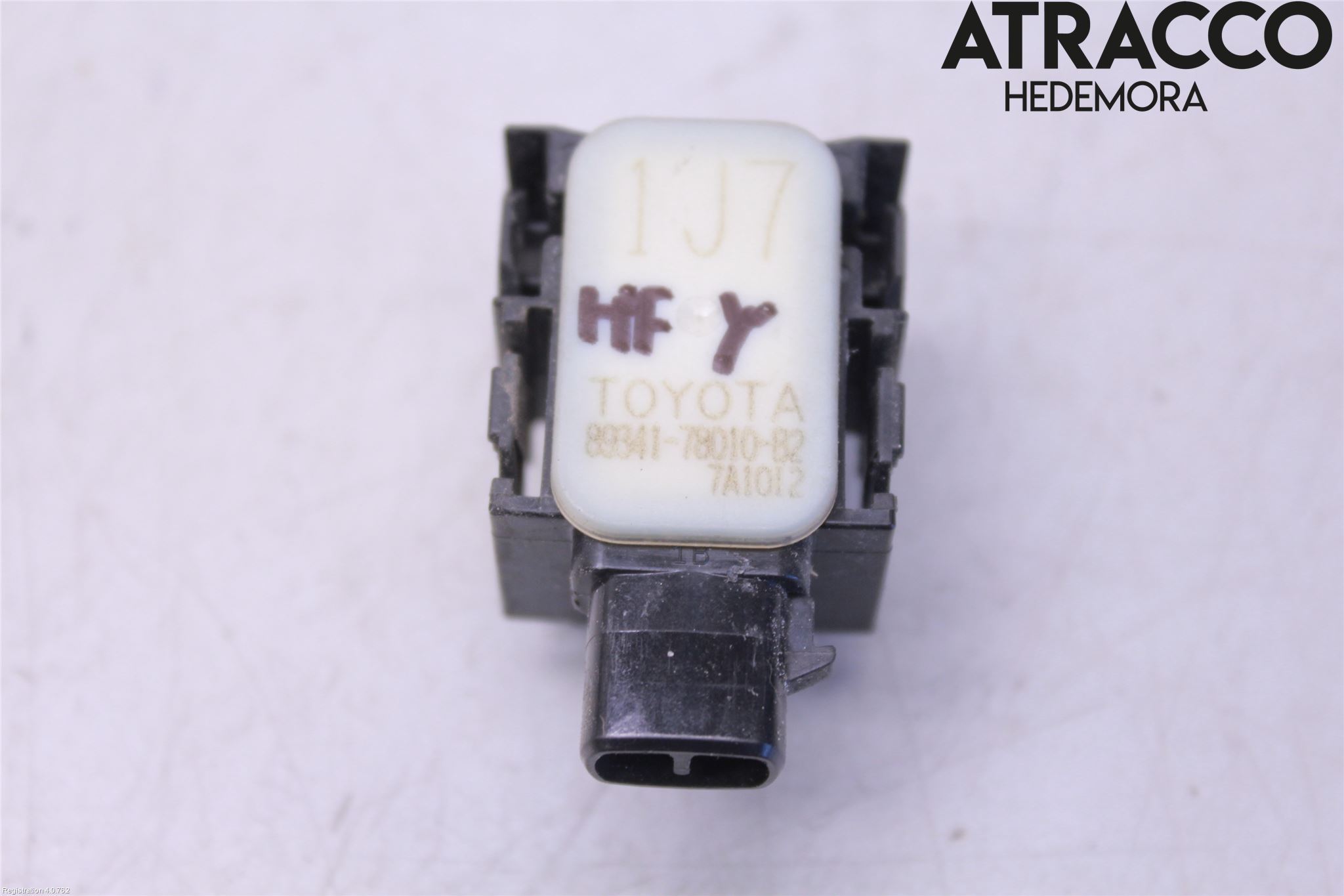Lexus NX 300h 15-21 Sensor Parkering Front