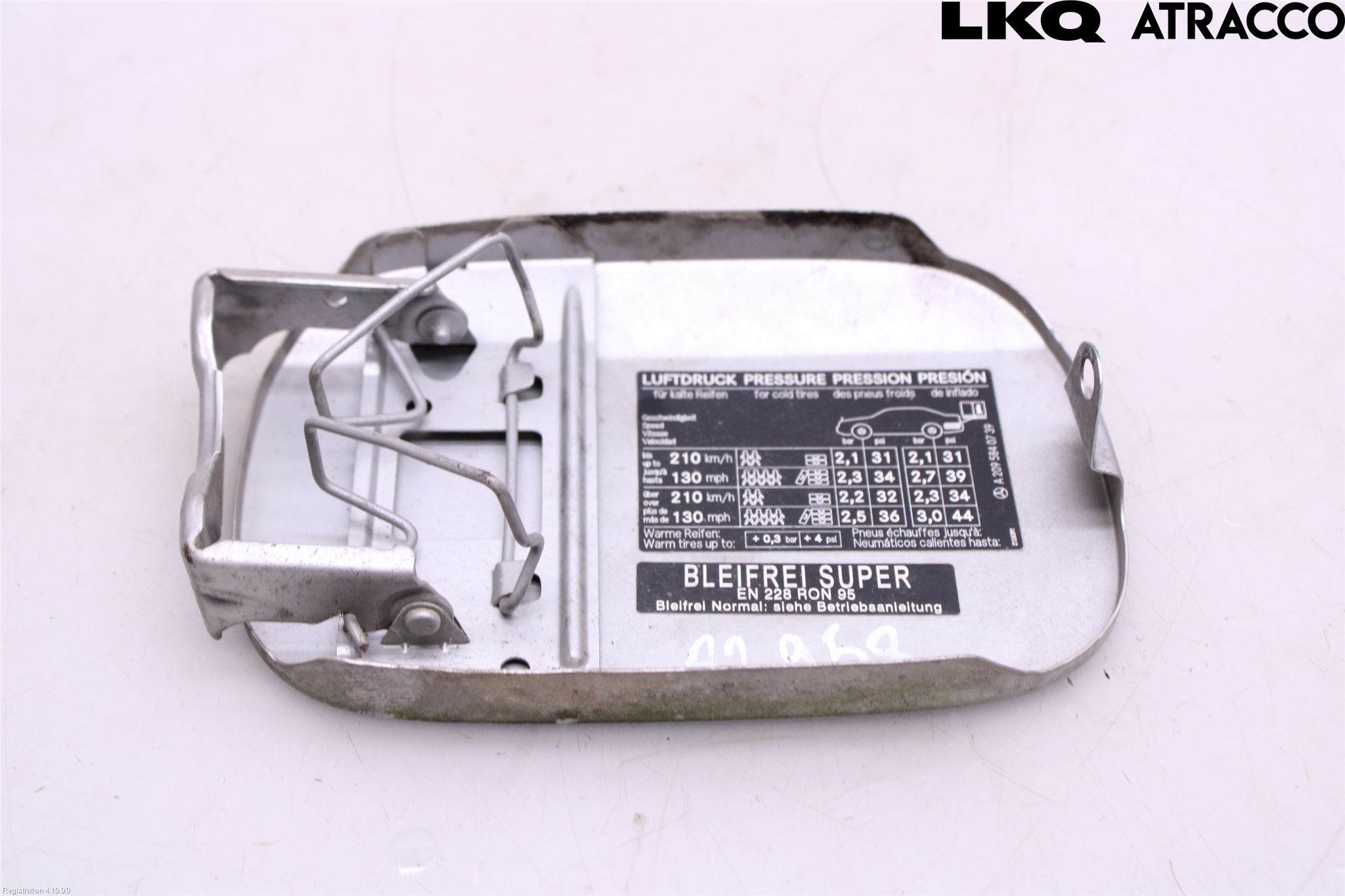 Mercedes-Benz MB CLK (C209) 02-09 Drivstoff Tankluke