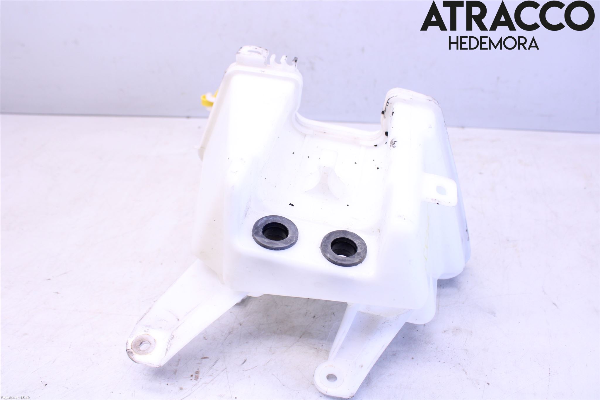 Toyota YARIS XP130 12-14 Spylerbeholder Frontrute