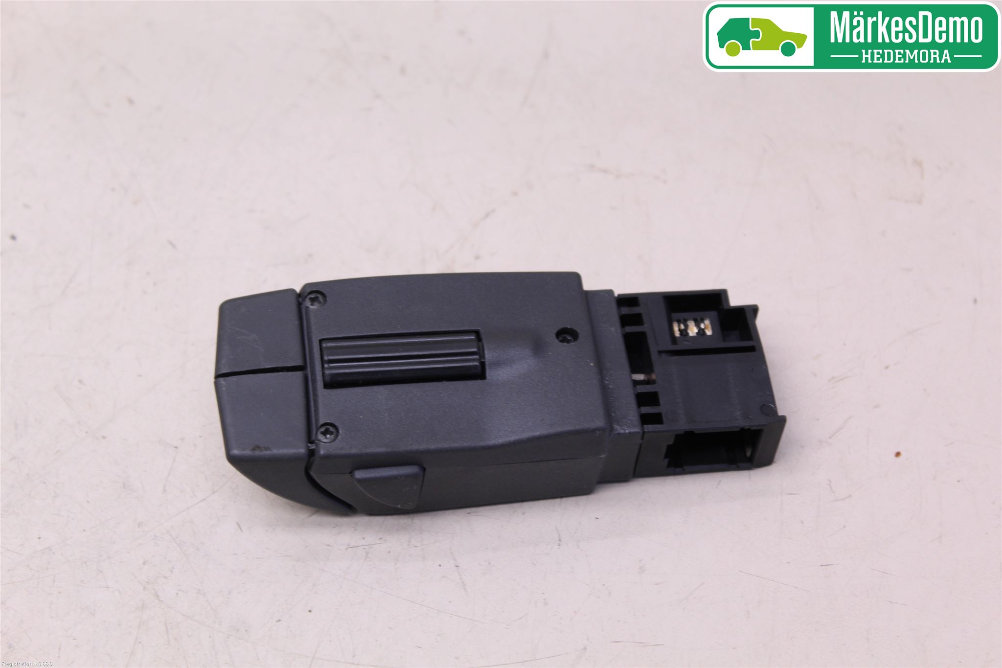 Dacia LODGY 12-18 Bryter Ratt Radio-Stereo